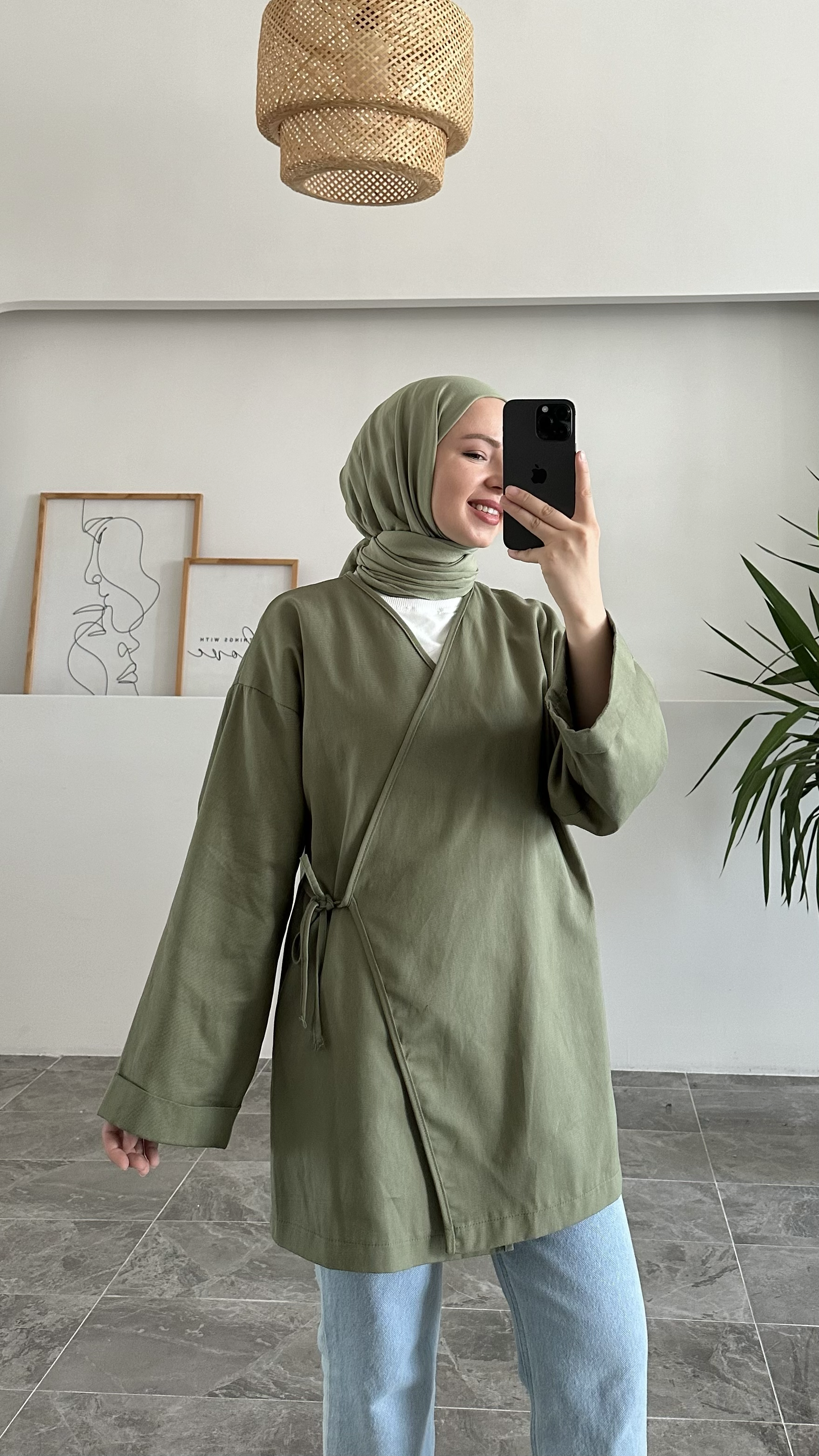 Apay Bağlamalı Yeşil Keten Kimono