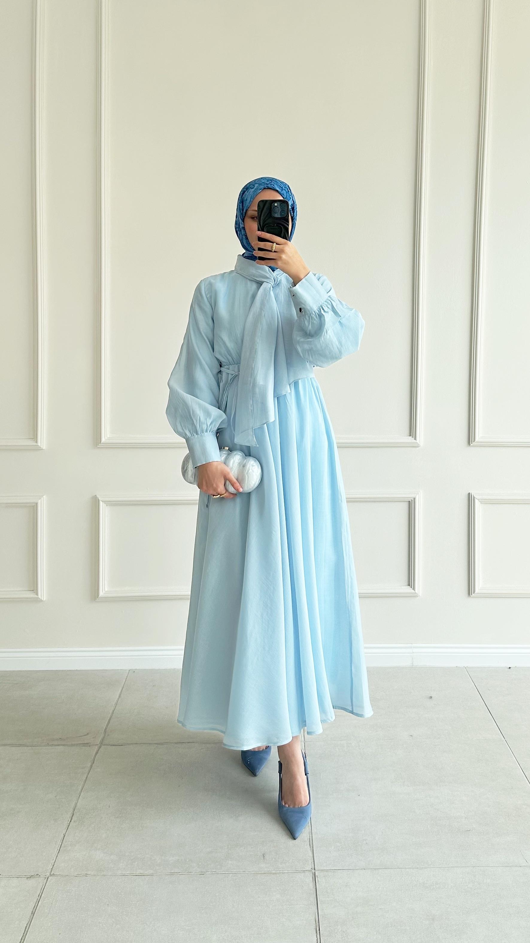 Asenta Fularlı Mendil Yaka Mavi Elbise