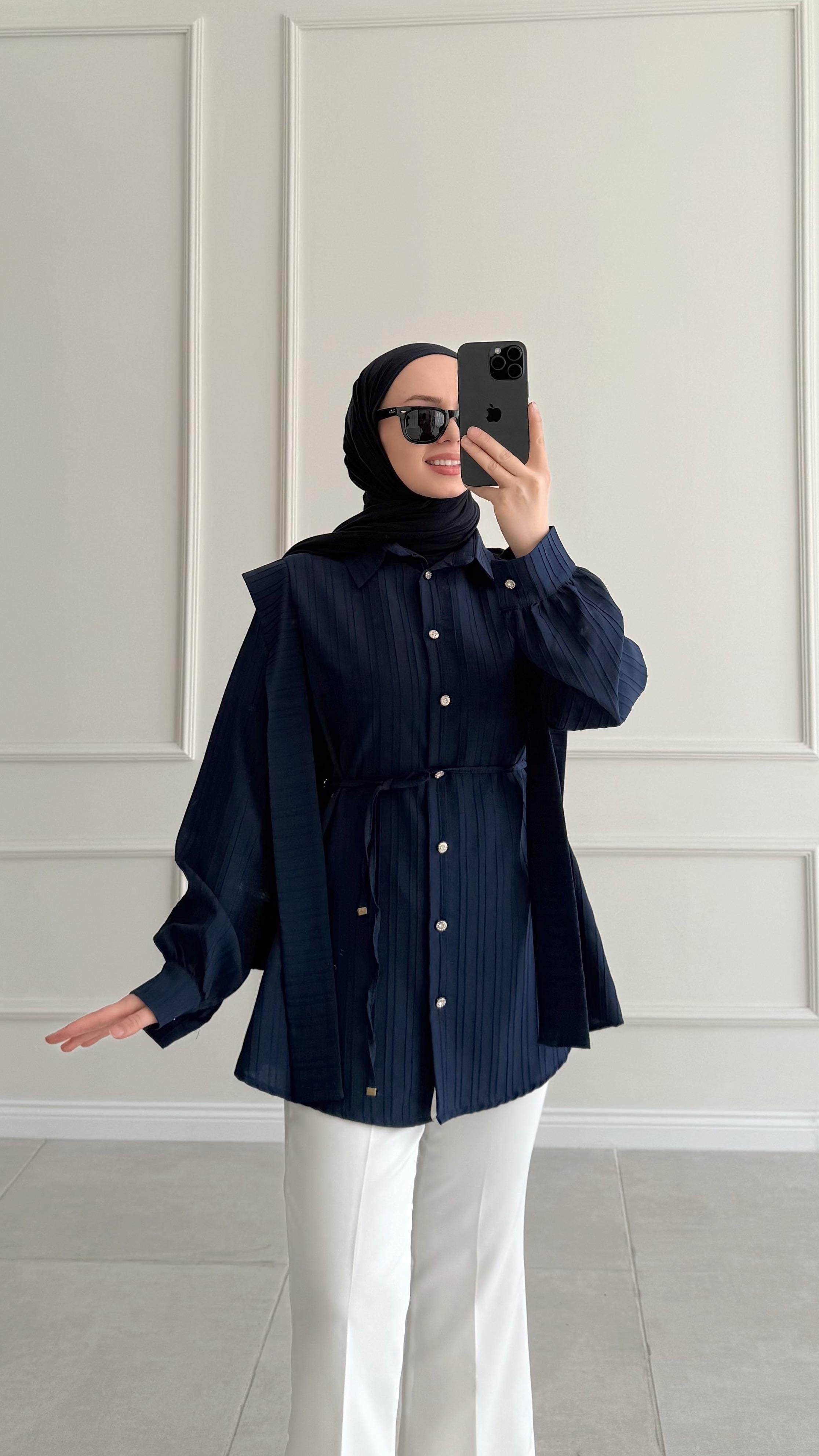 Ava Tasarım Lacivert Gömlek