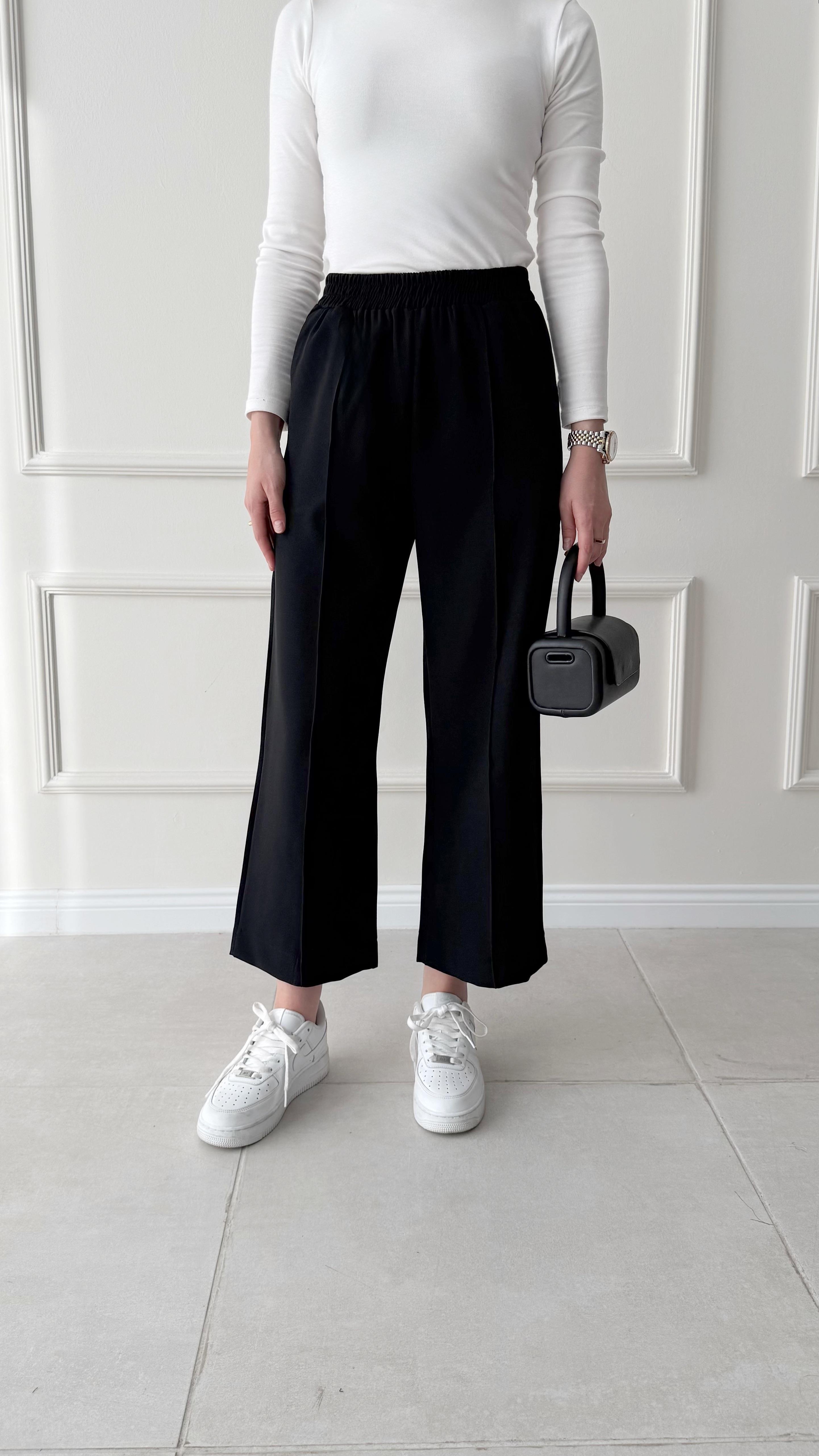 Belso Çimalı Krep Siyah Pantolon