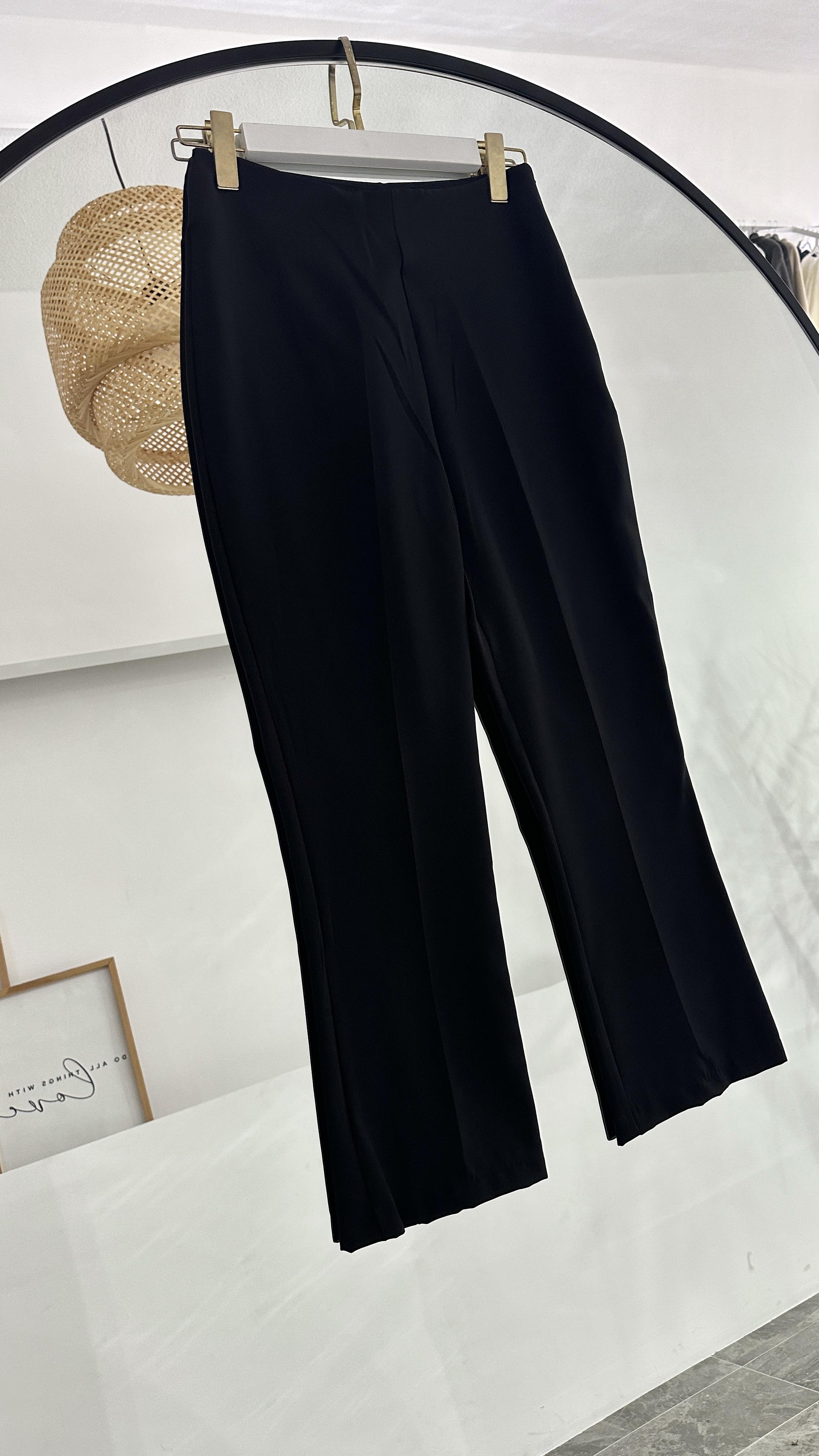 Bloom Siyah Yarım İspanyol Kumaş Pantolon 