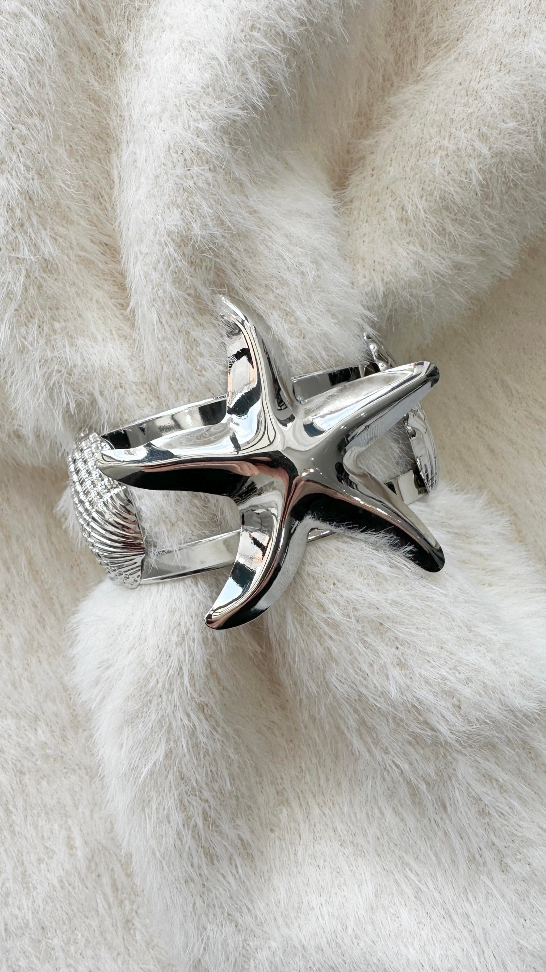 Deniz Kabuklu Gümüş Kelepçe