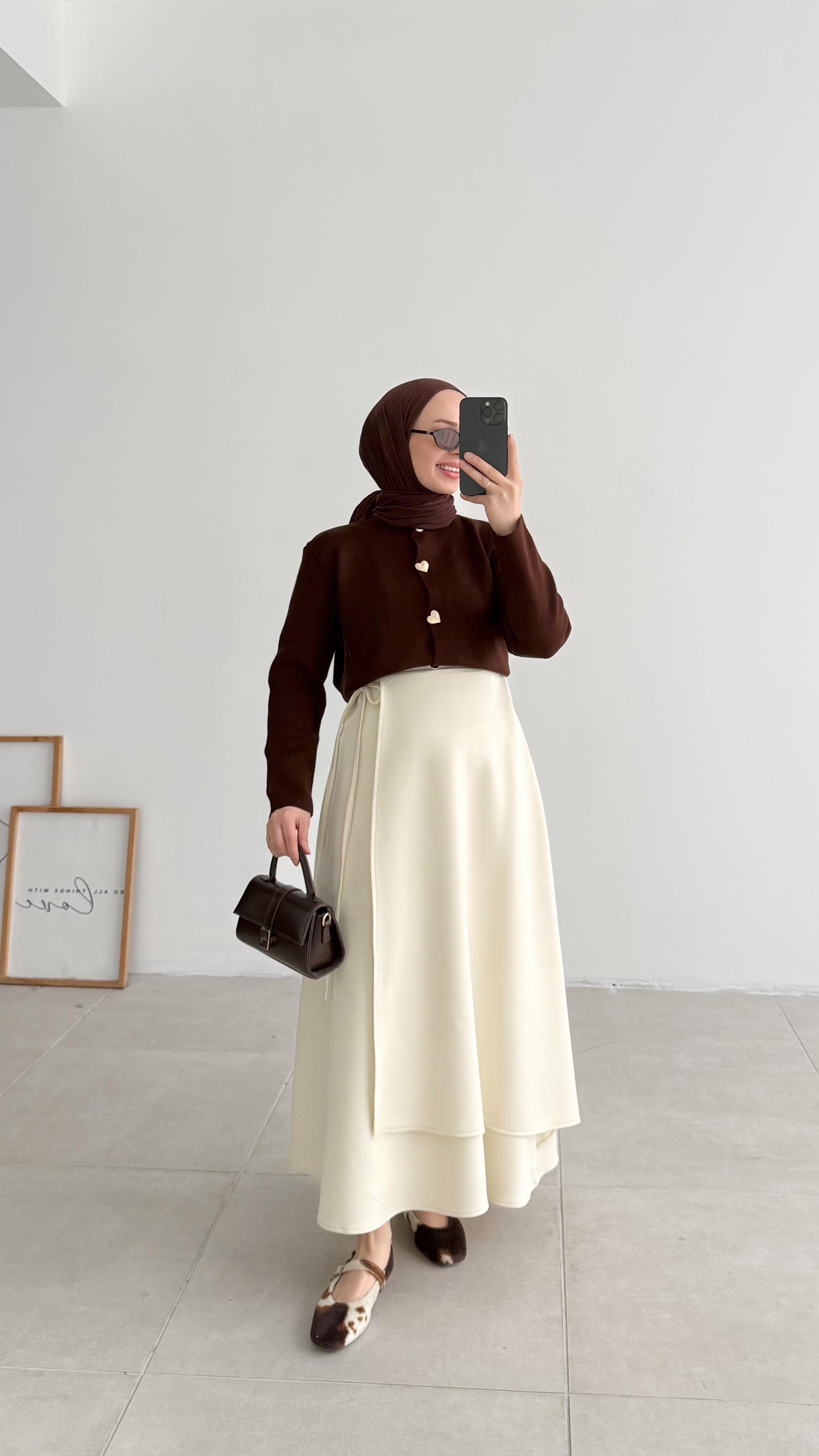 Dora Yandan Bağlama Krem Scuba Etek