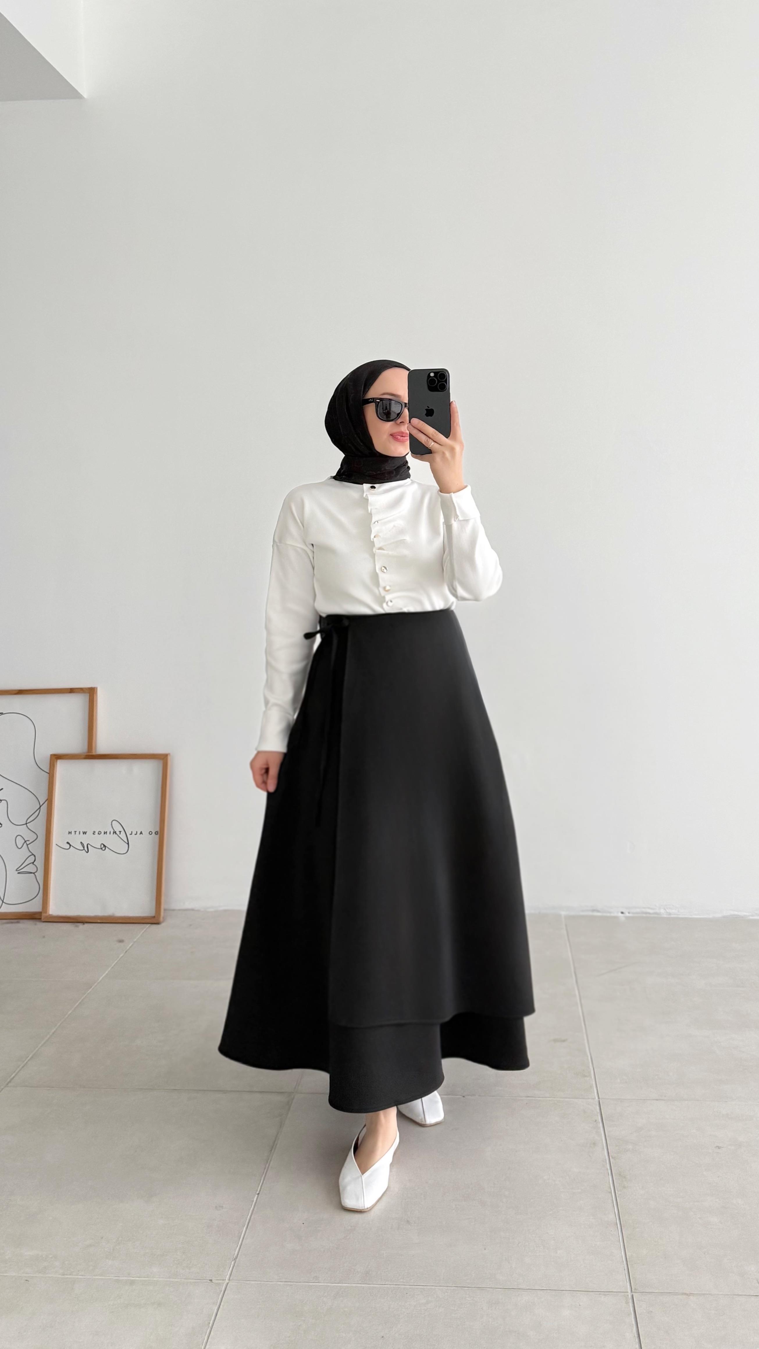 Dora Yandan Bağlama Siyah Etek