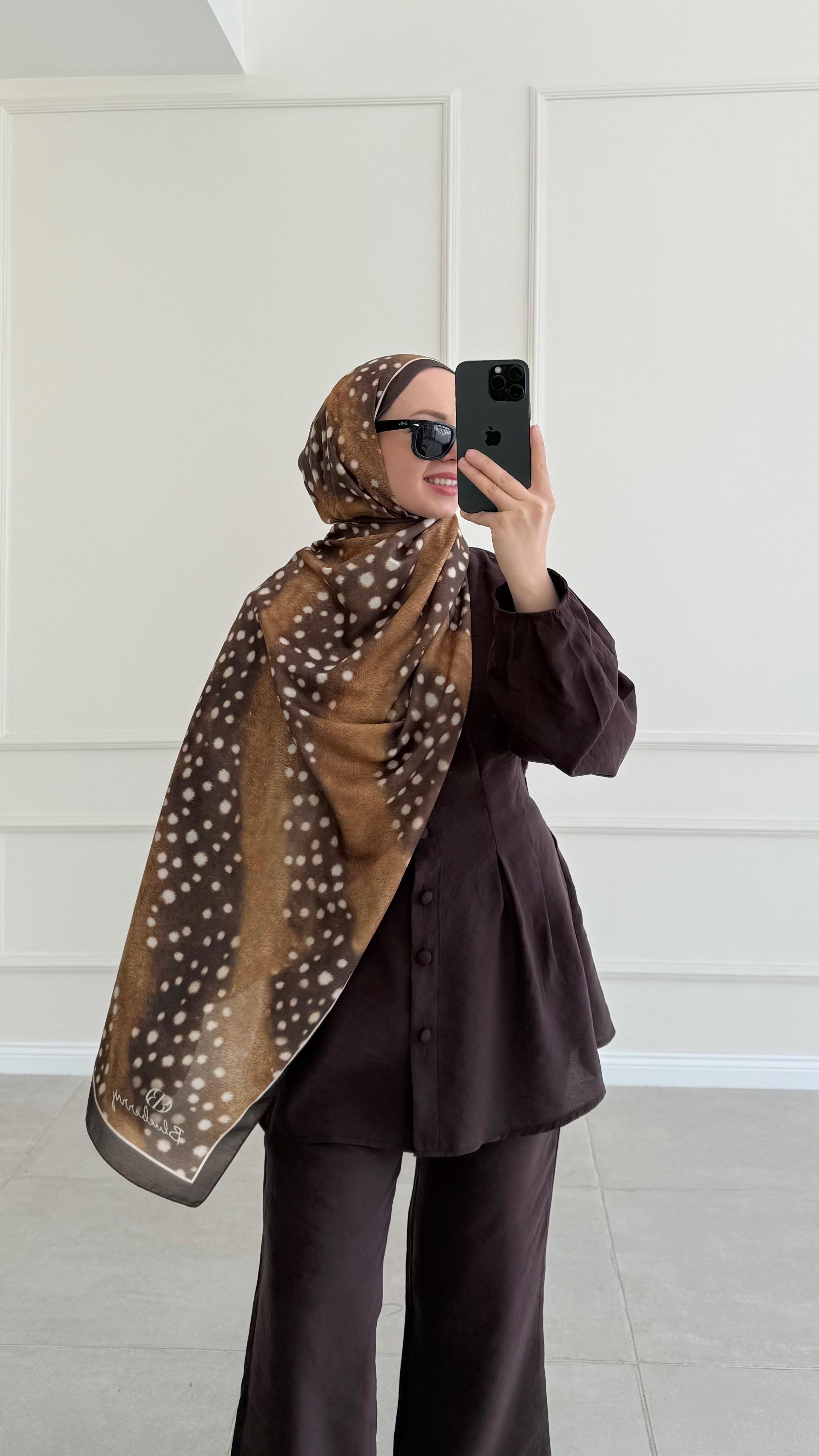 Edges Ceylan Desen Kahverengi Şal 