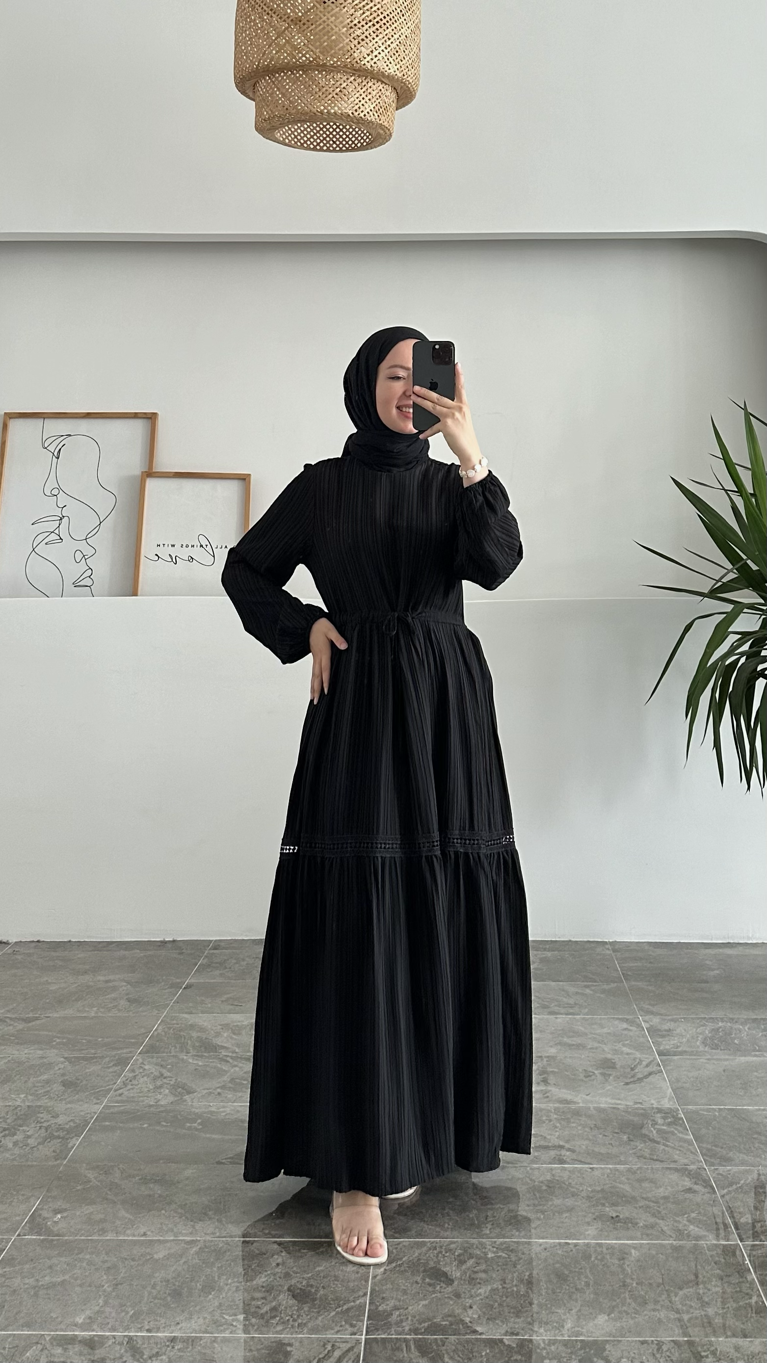 Elika Siyah Müslin Elbise