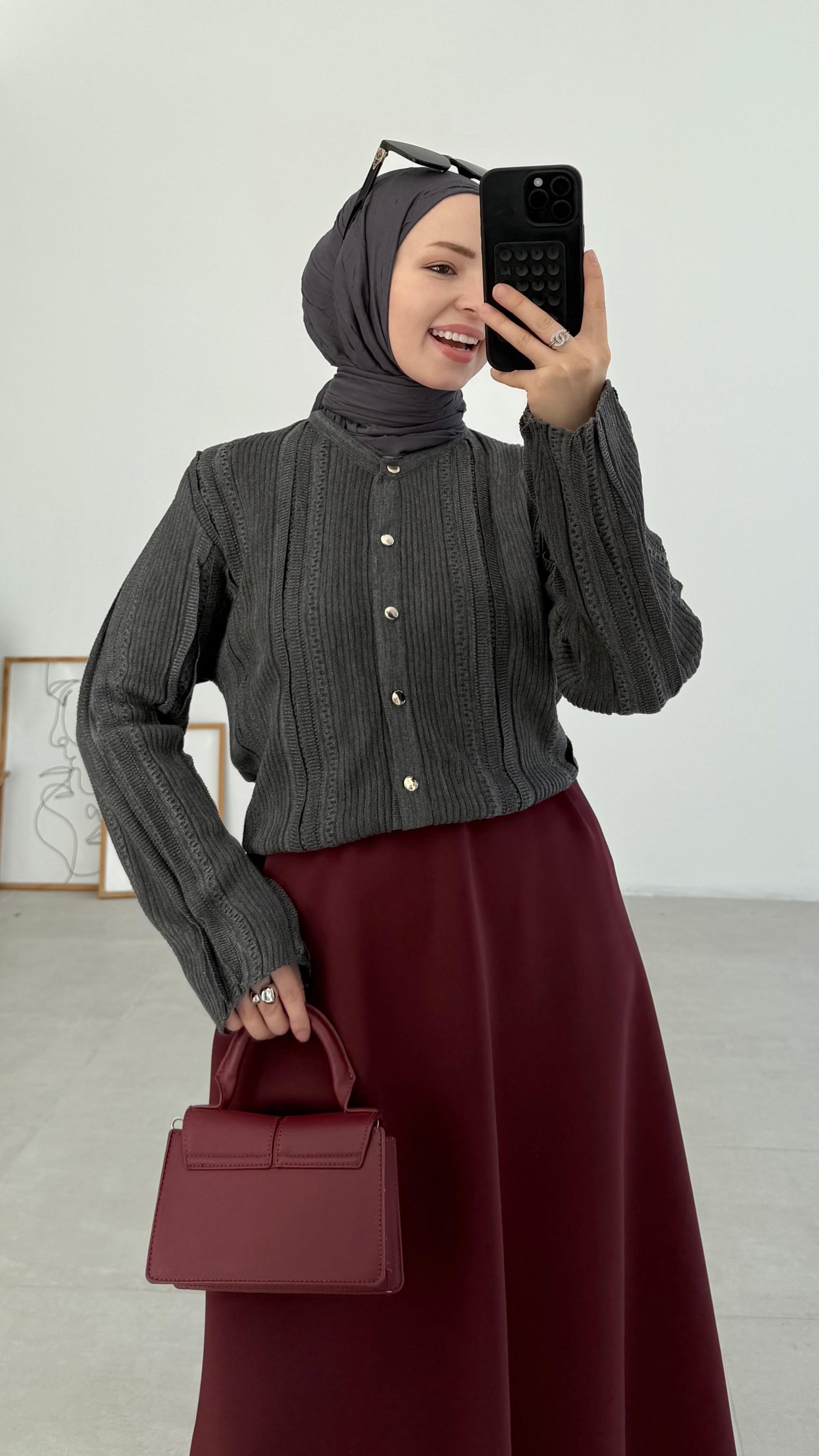 Falin Simli Antrasit Hırka