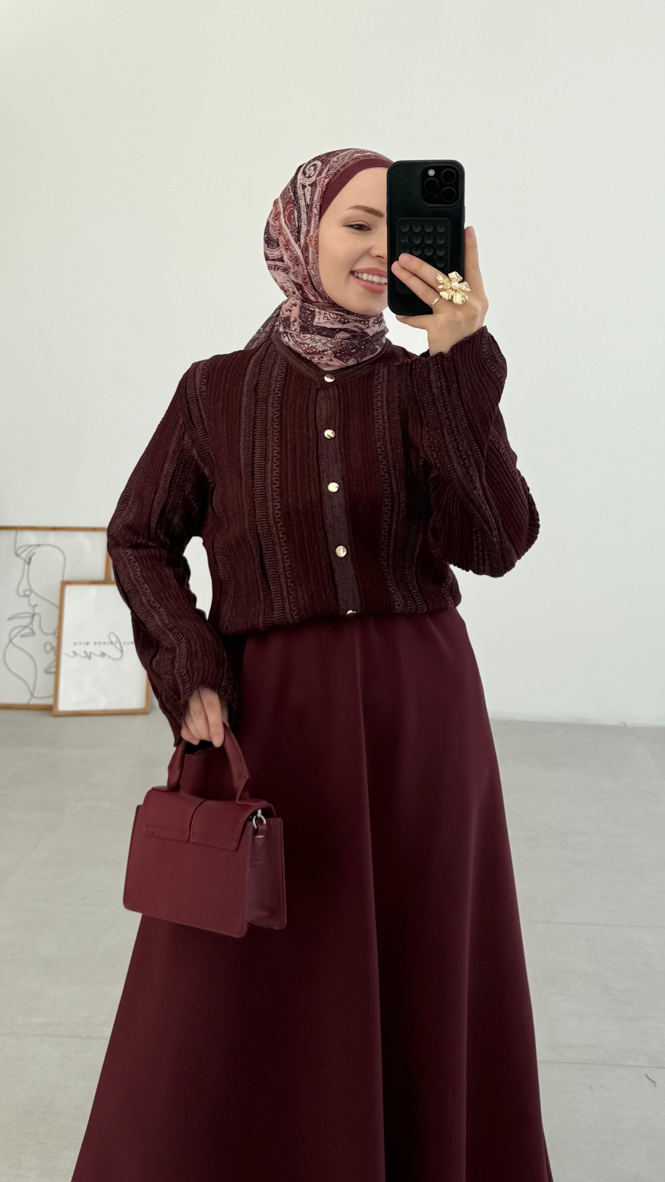 Falin Simli Bordo Hırka