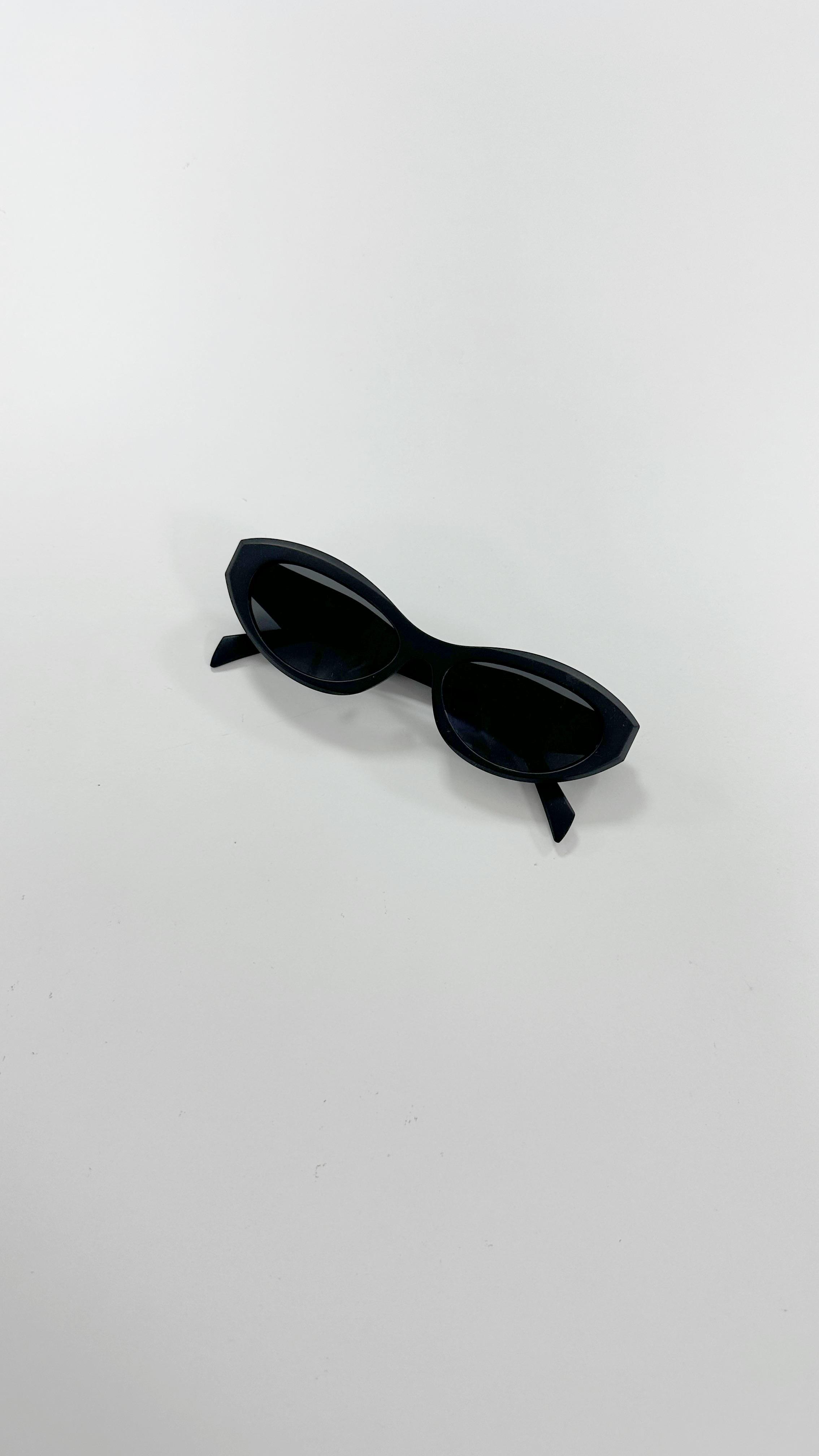Fano Unisex Oval Siyah Güneş Gözlüğü