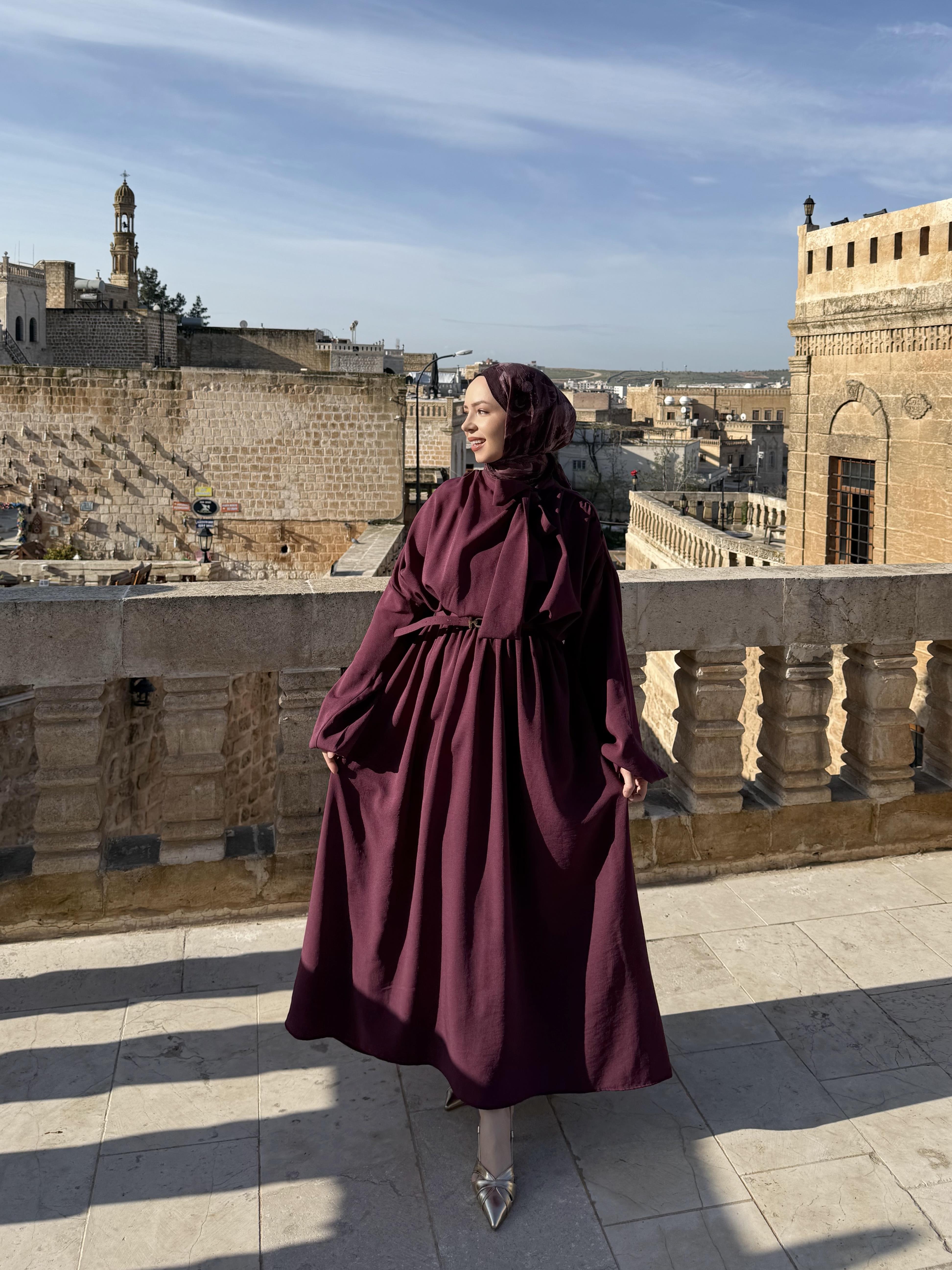 Fiorella Boyun Bağlamalı Bordo Elbise 
