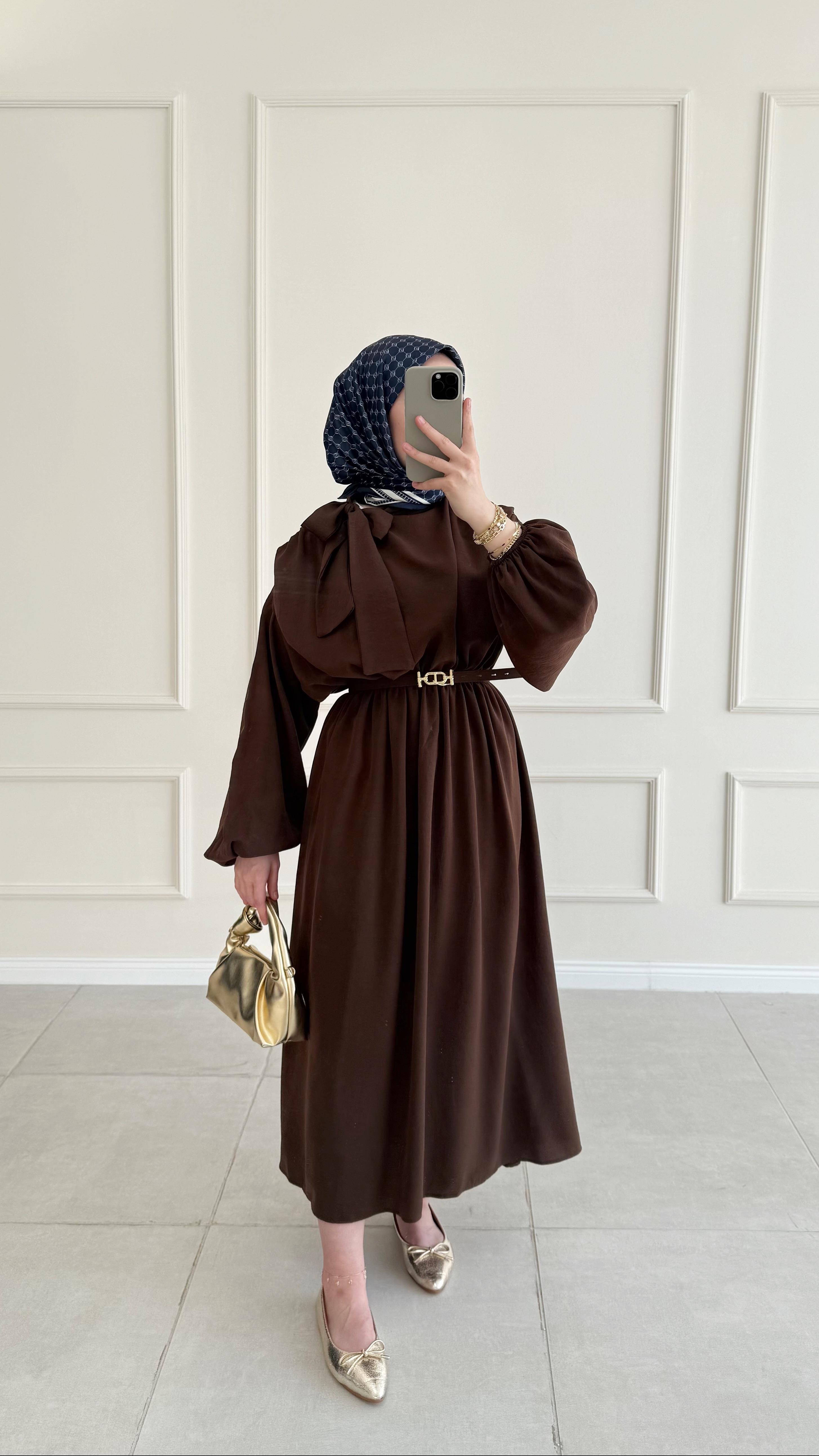 Fiorella Boyun Bağlamalı Kahverengi Elbise 