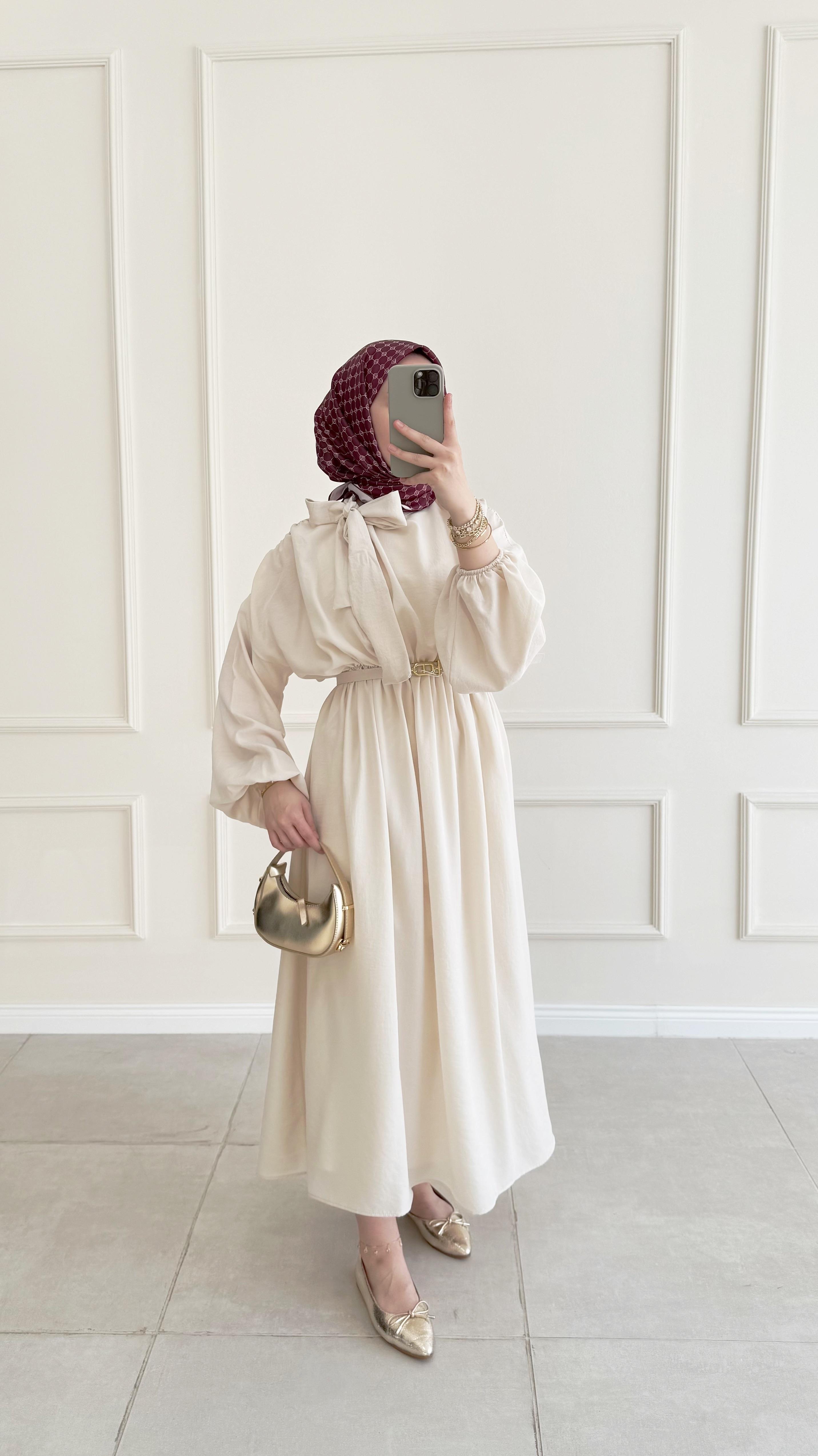 Fiorella Boyun Bağlamalı Taş Elbise 