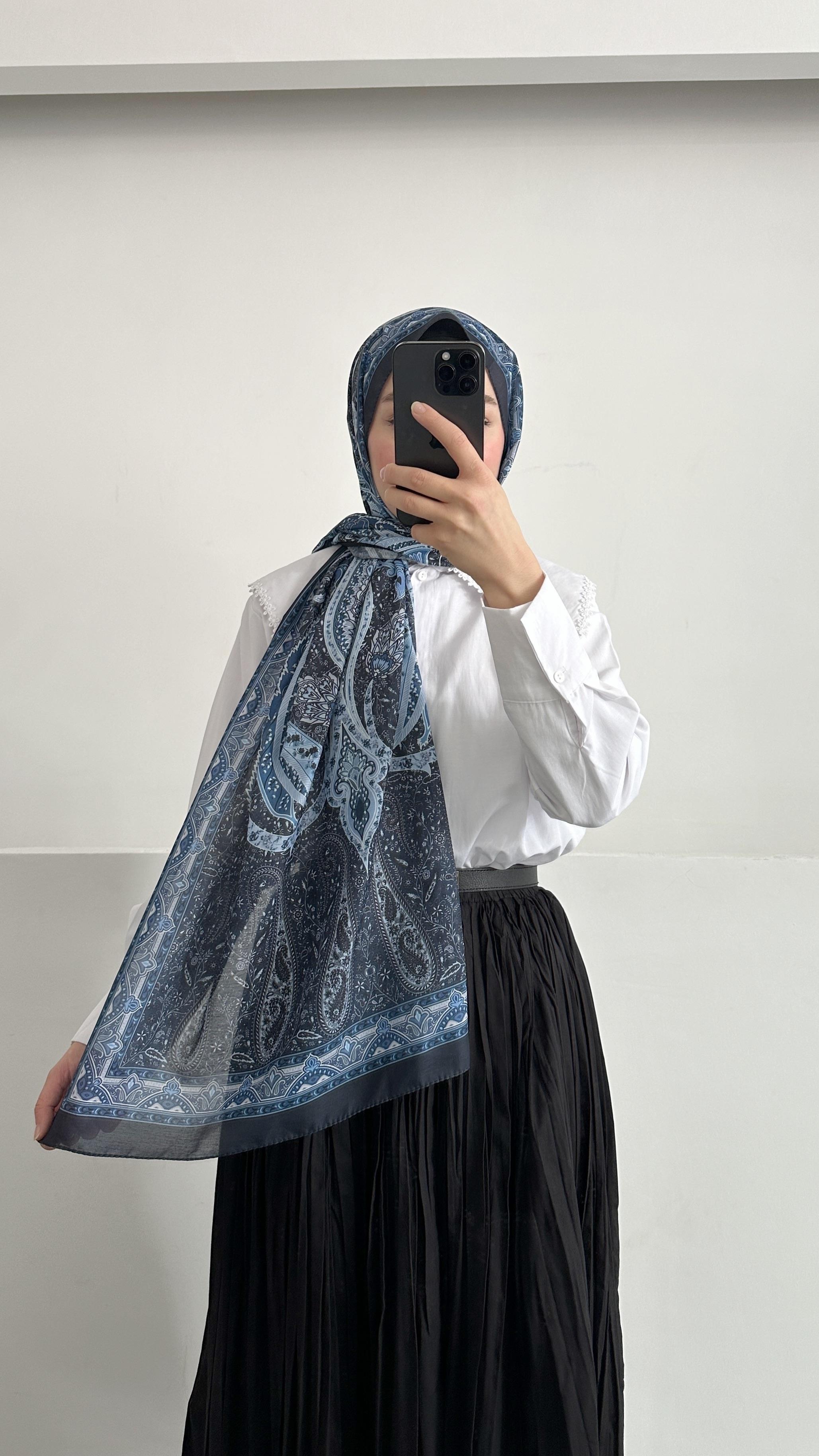 Freya Etnik Desen Mavi-Siyah Şal