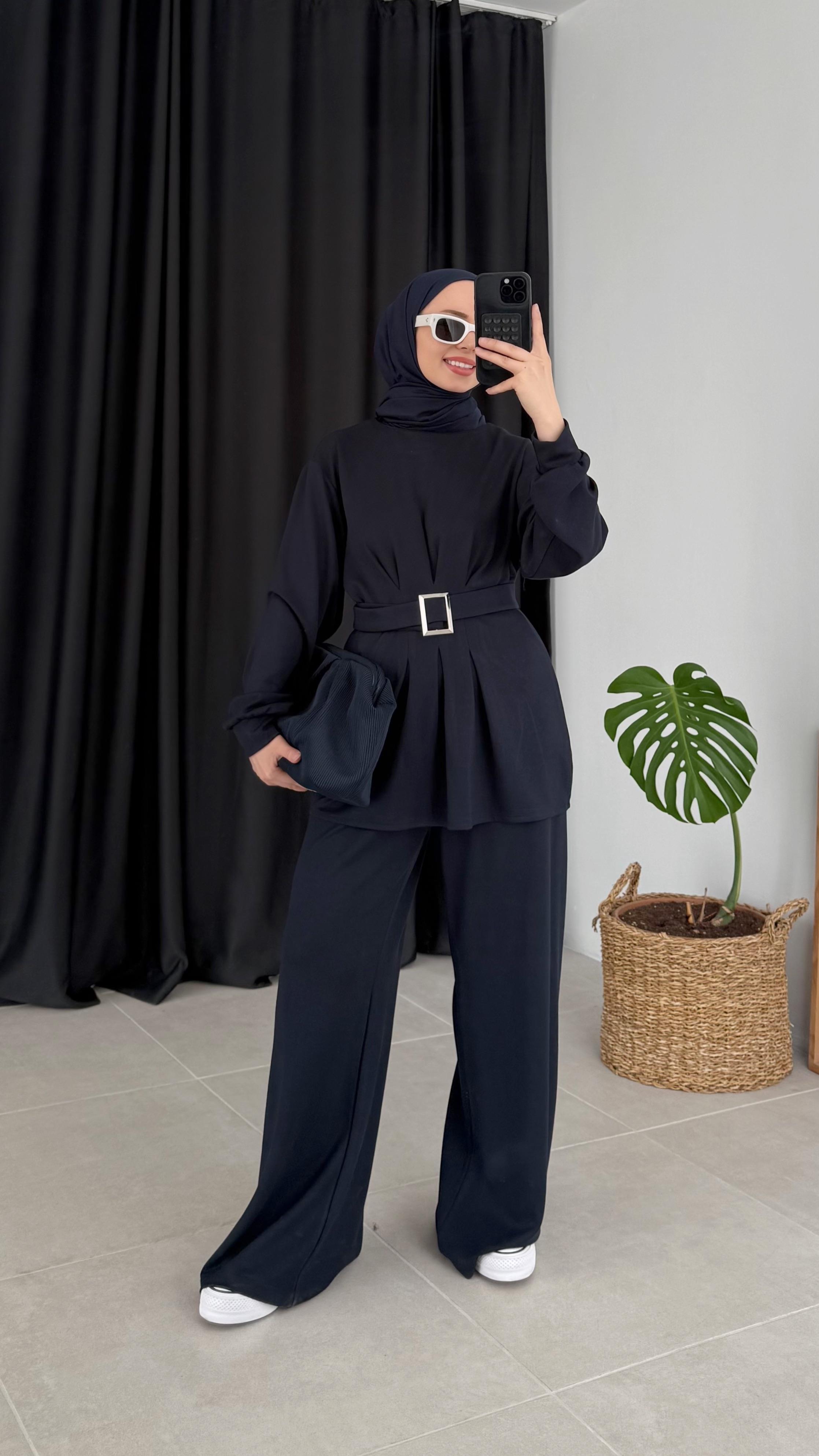 Holon Kuşaklı Pileli Oysho Lacivert Takım