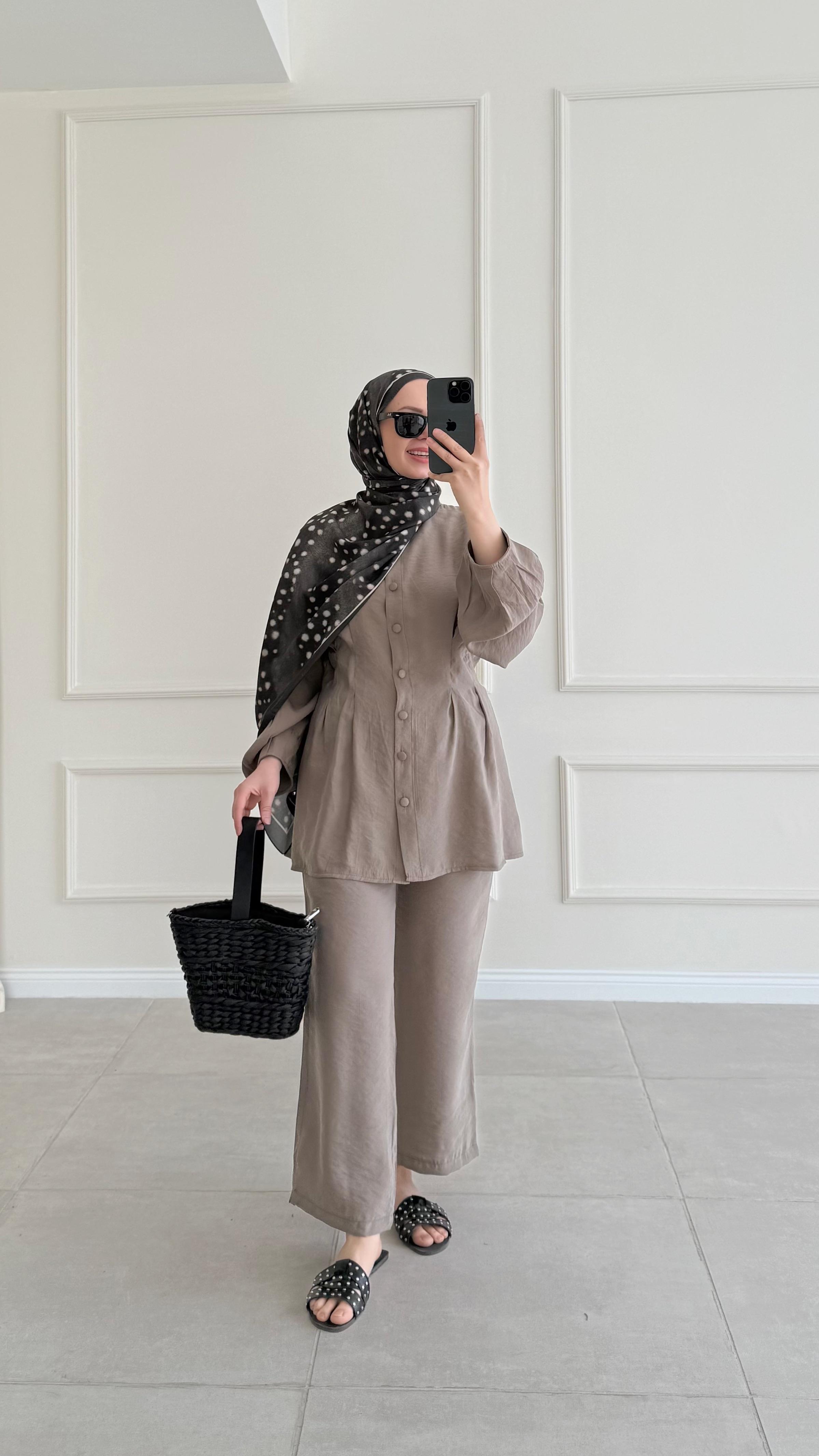 İlay Beli Oturan Vizon Modal Takım