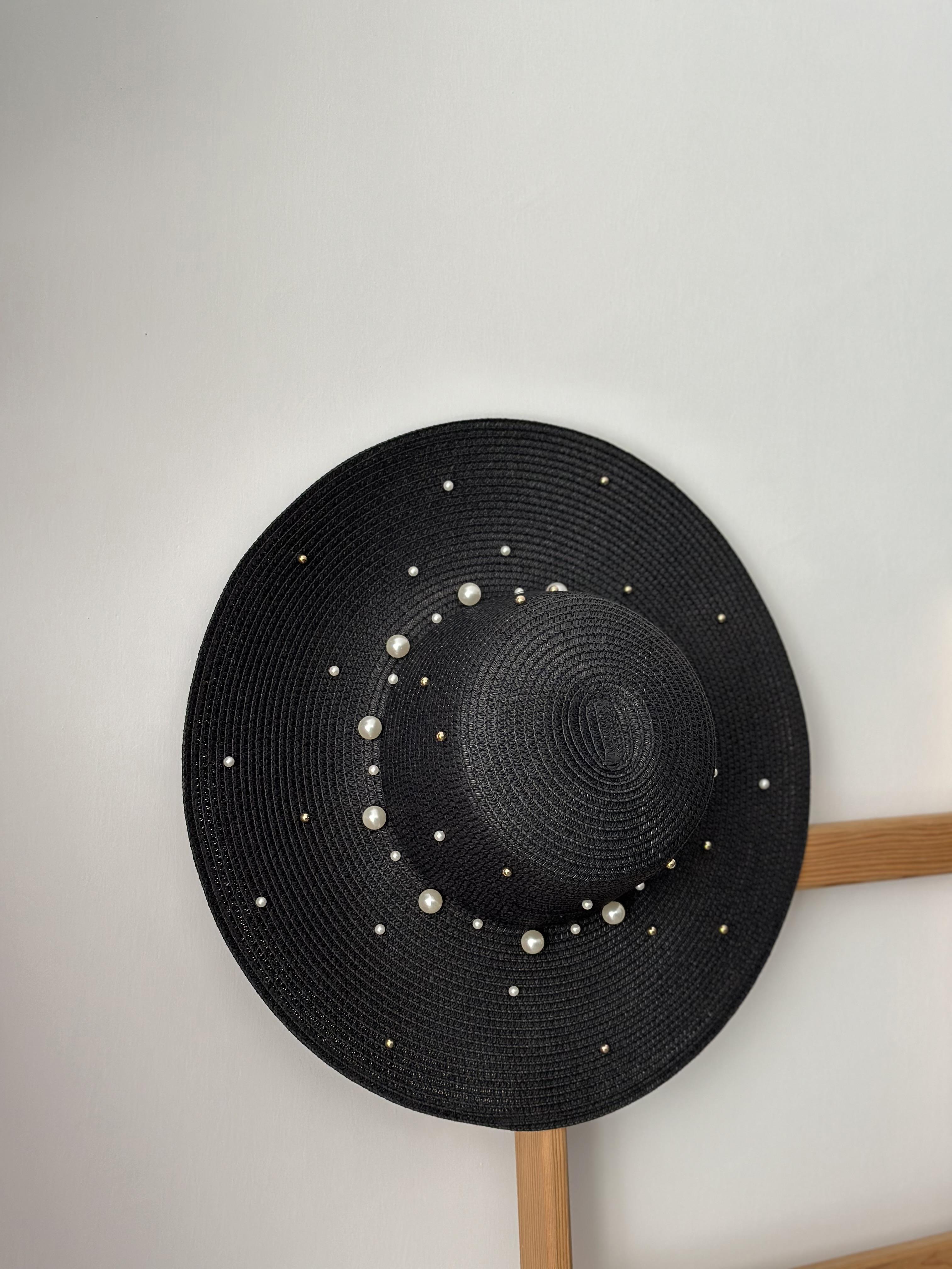 İncili Hasır Siyah Şapka