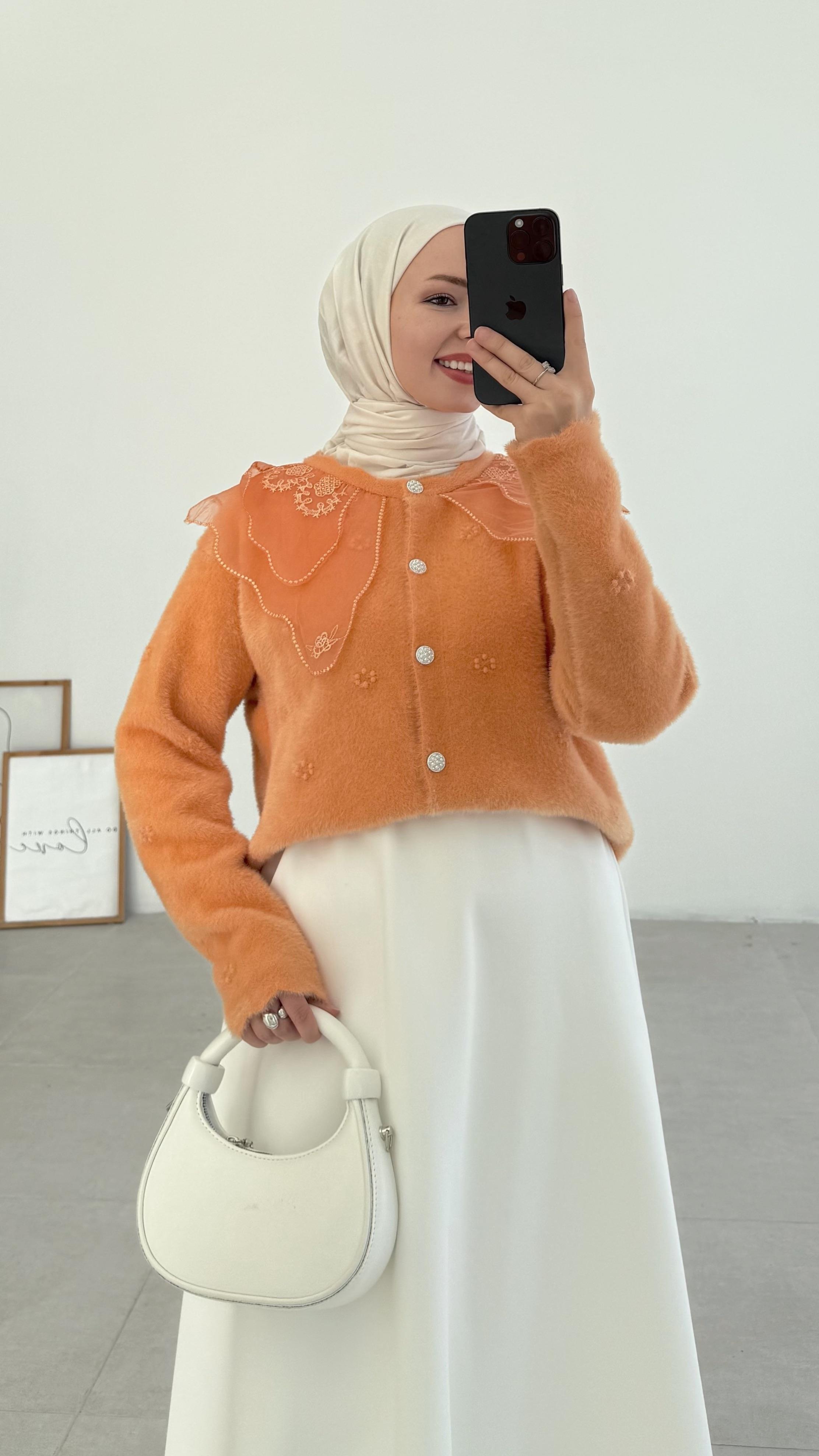 Kaley Bebe Yaka Turuncu Hırka 