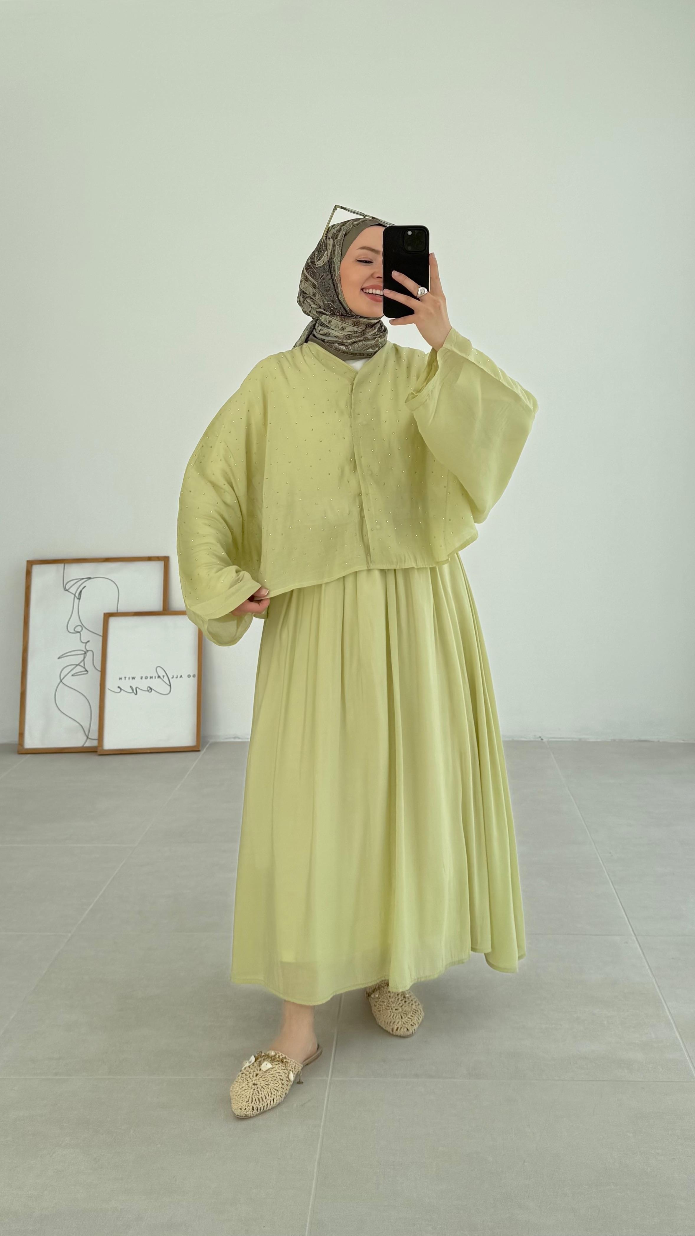 Kanes Pullu Yeşil Müslin Takım