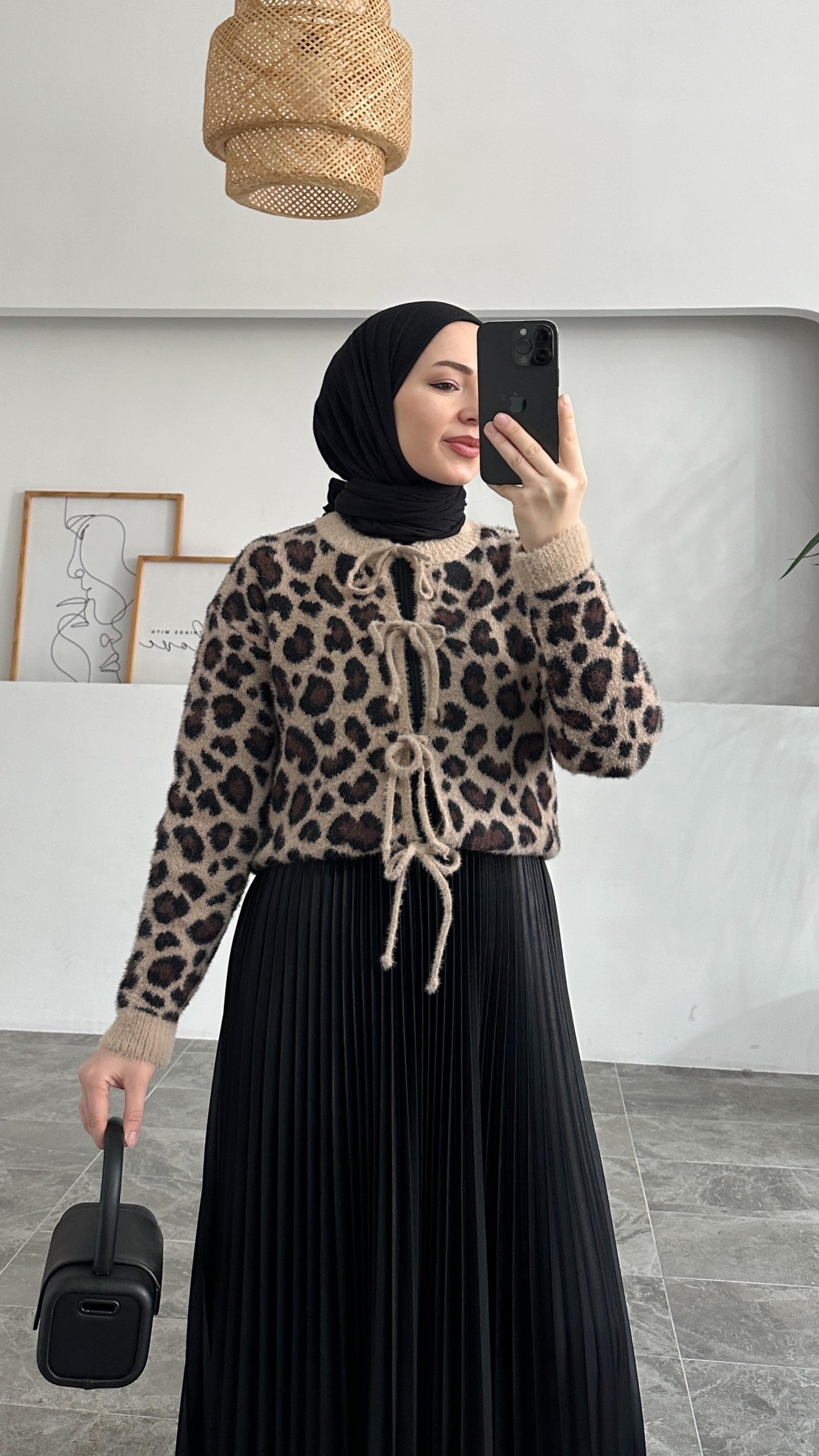 Kasie Pinterest Model Leopar Kısa Angora Hırka 