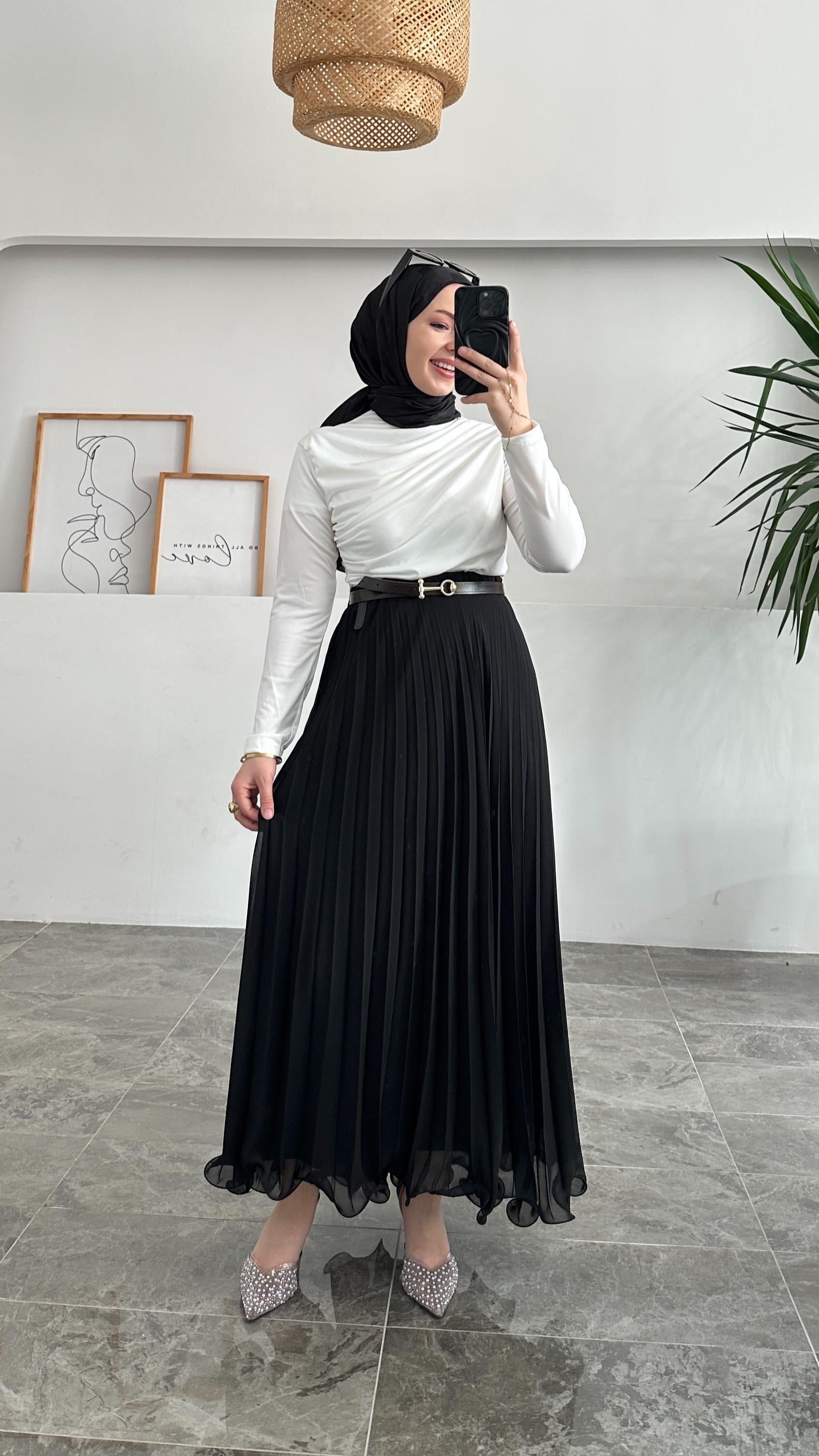 Kaylee Piliseli Şifon Siyah Etek