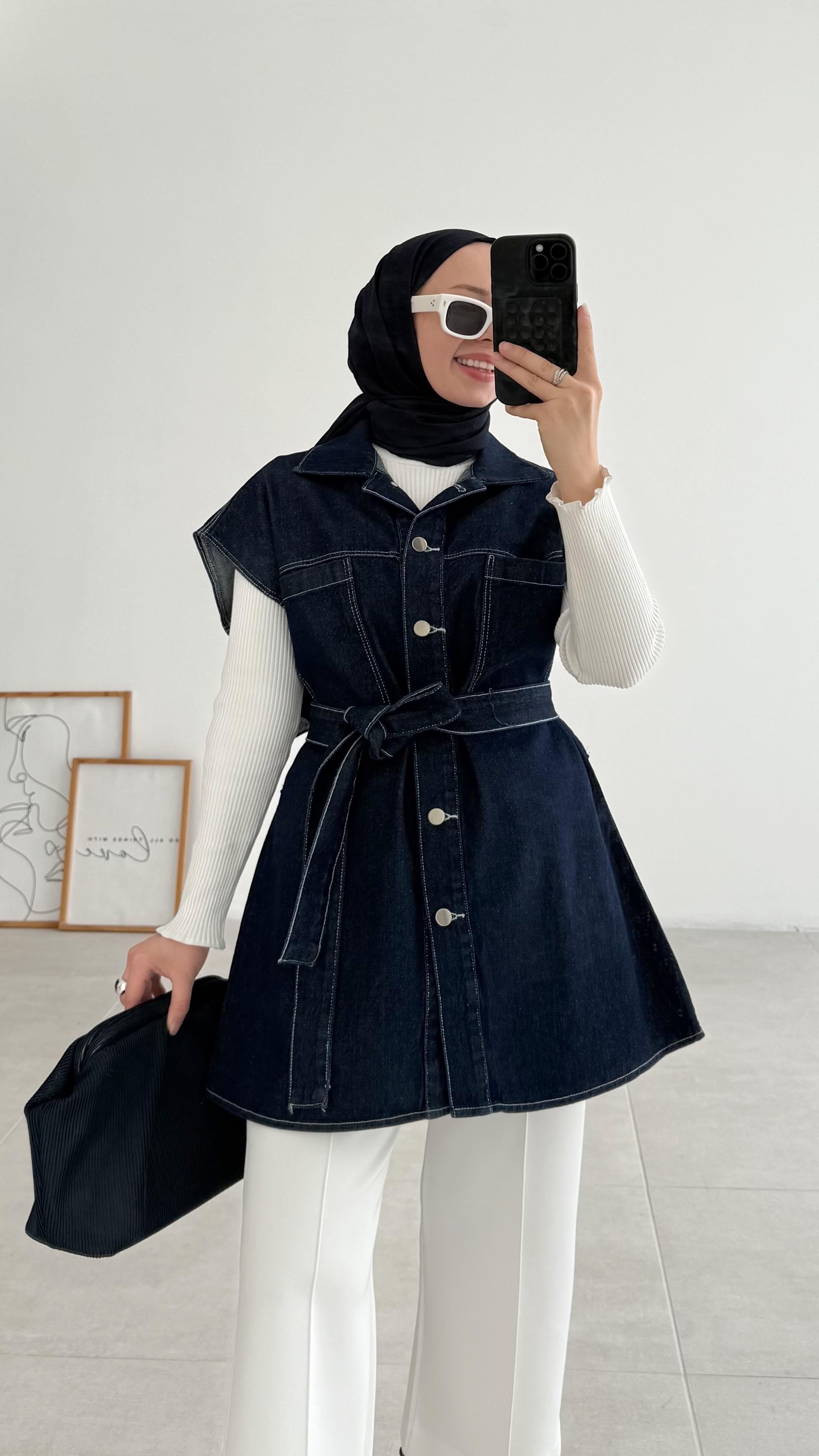 Kora Çift Cepli Lacivert Kot Yelek