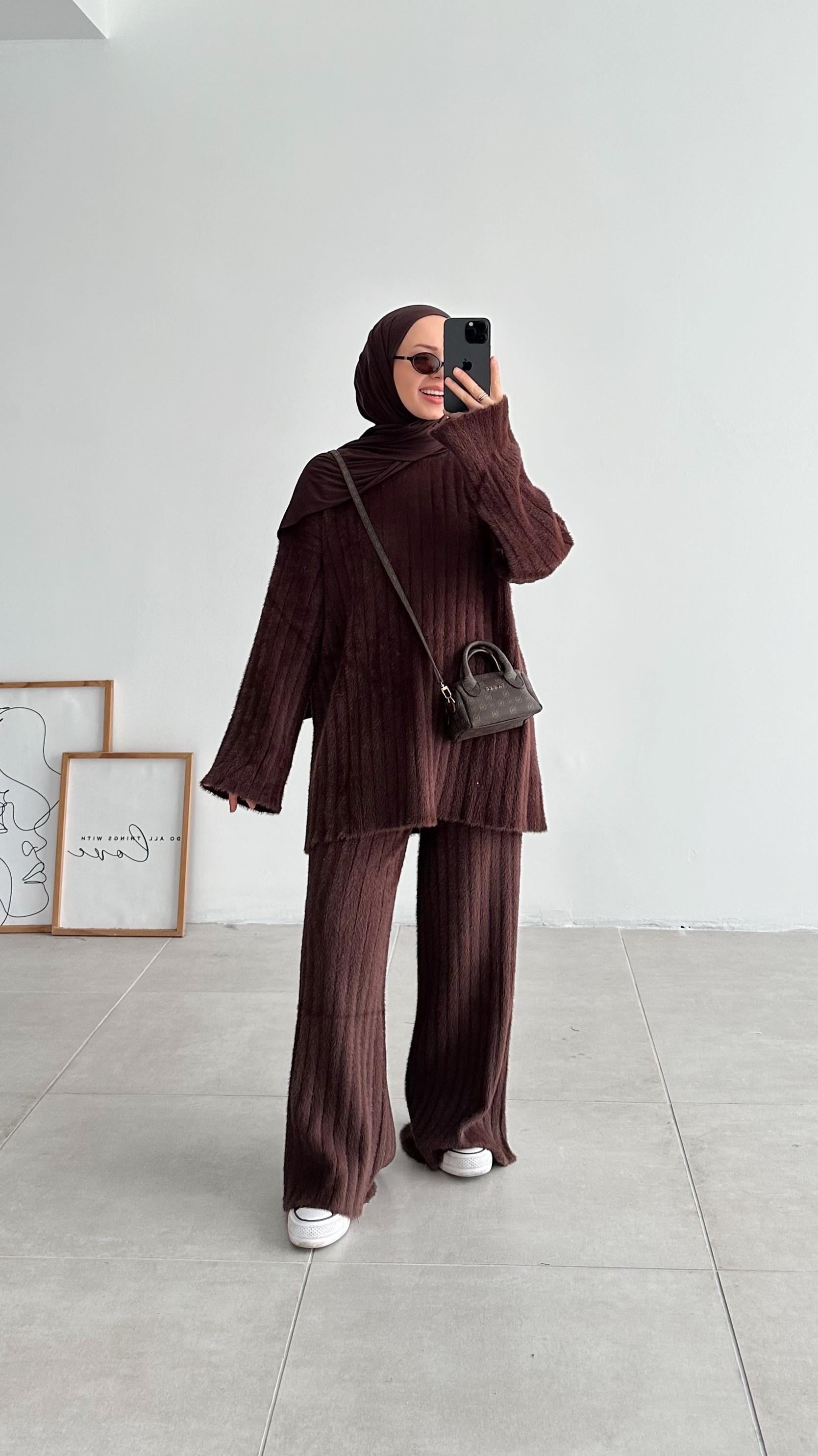 Latte Premıum Kahverengi Çizgi Angora Takım 