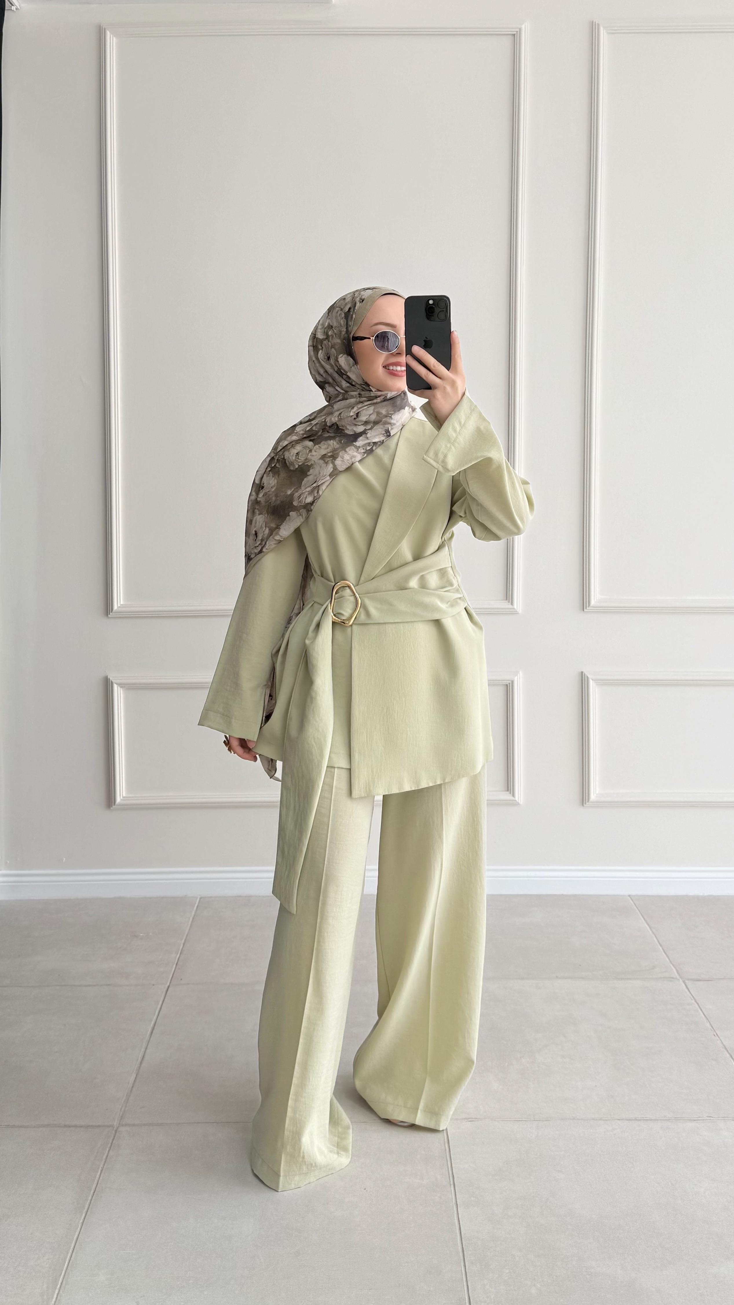 Liffe Çift Önlü Tokalı Yeşil Takım (Ön Sipariş Ürünüdür)