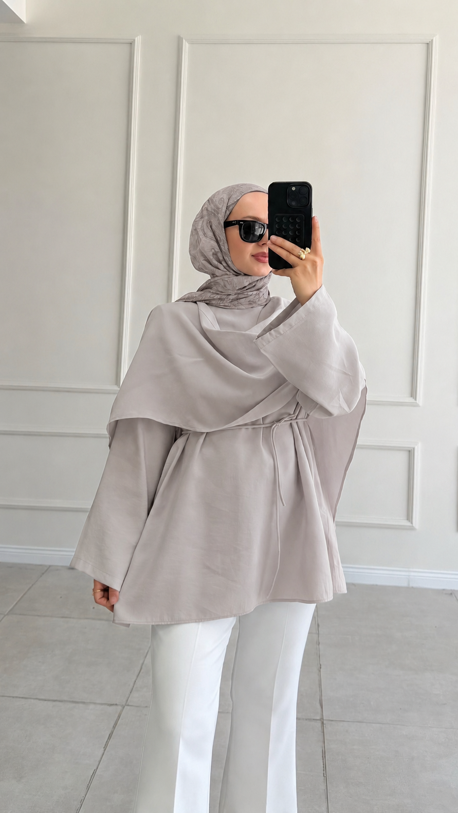 Lisa Pelerin Detaylı Tasarım Bej Tunik