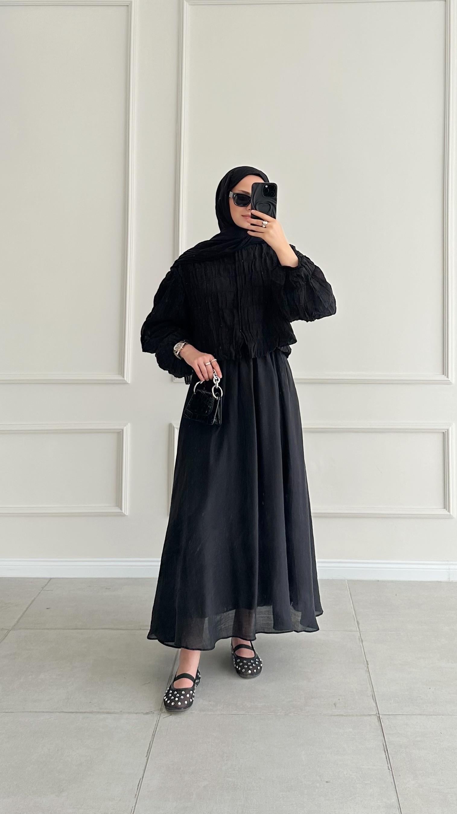 Livia Gipeli Siyah Ceket Takım 