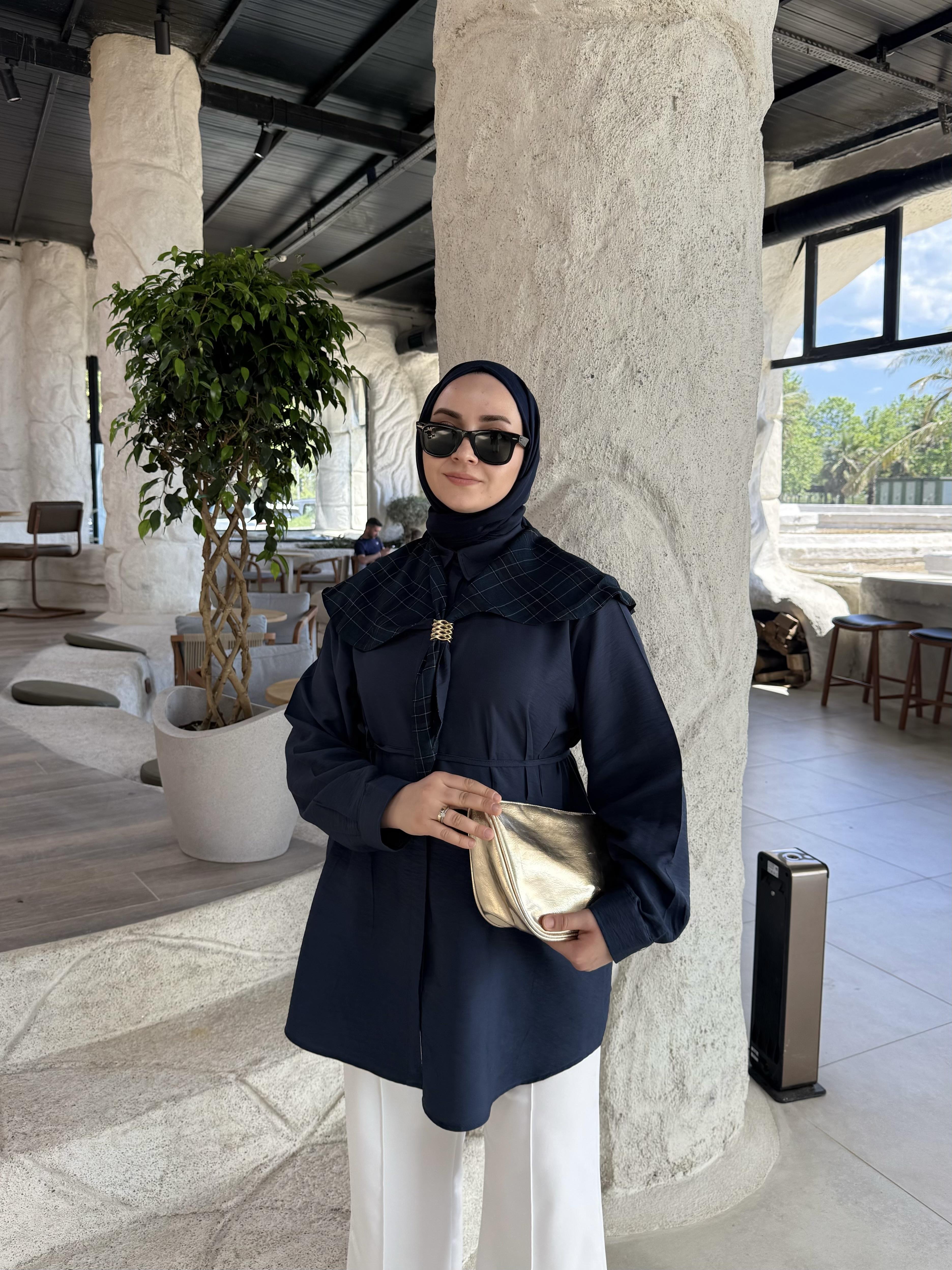 Lone Şal Detaylı Tasarım Lacivert Tunik