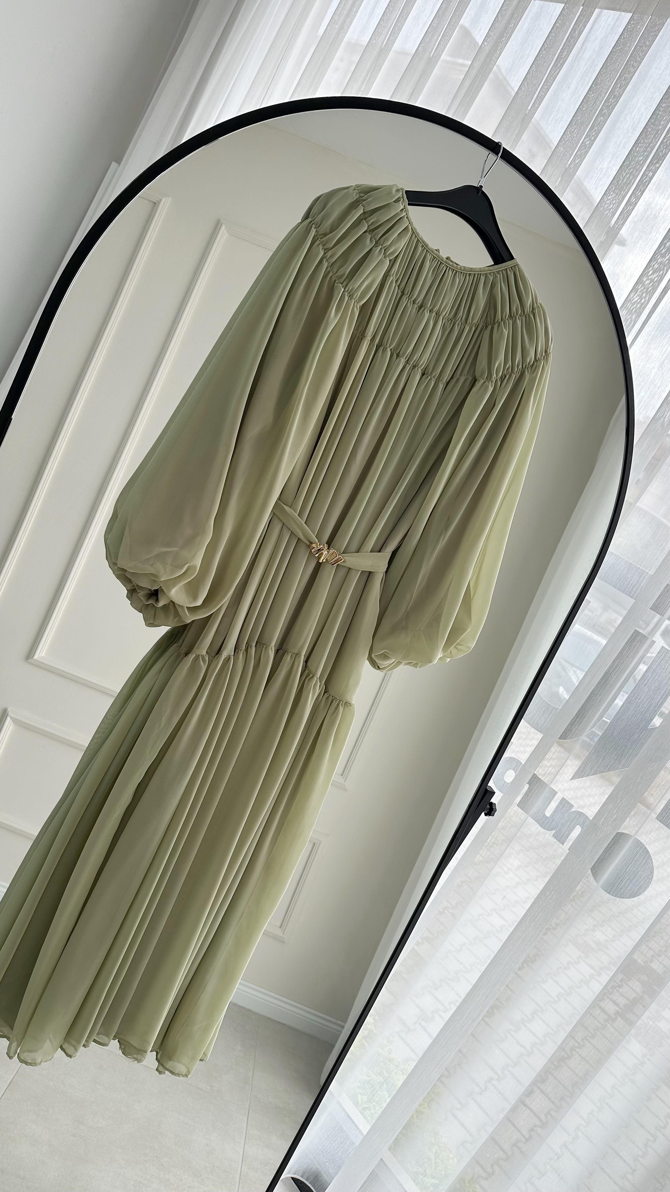 Louna Kat Kat Büzgü Detaylı Yeşil Elbise 