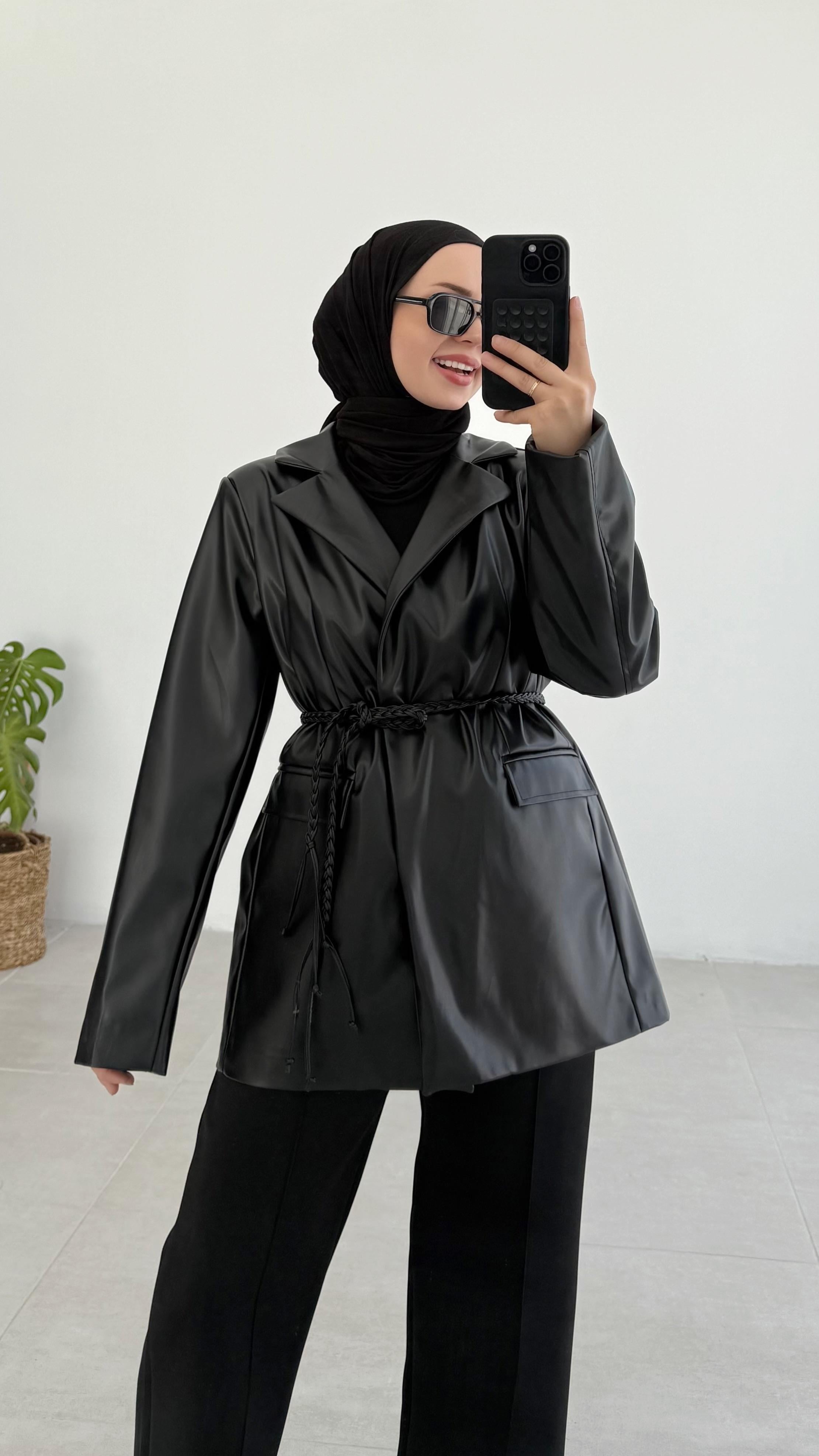 Massi Örgü Kemerli Premıum Siyah Deri Ceket