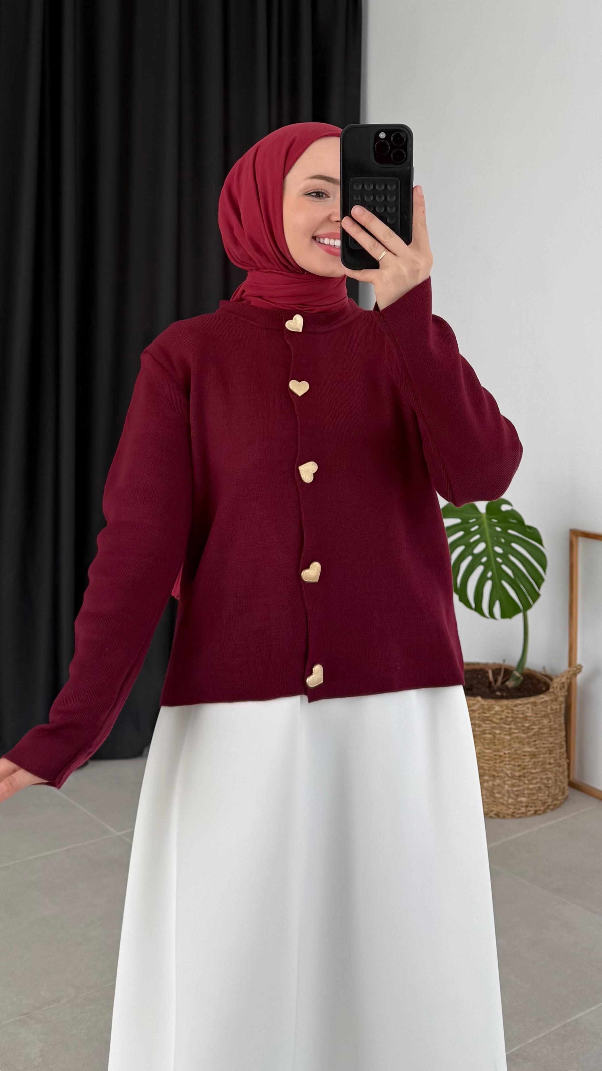 Mayra Kalp Düğme Bordo Triko Hırka