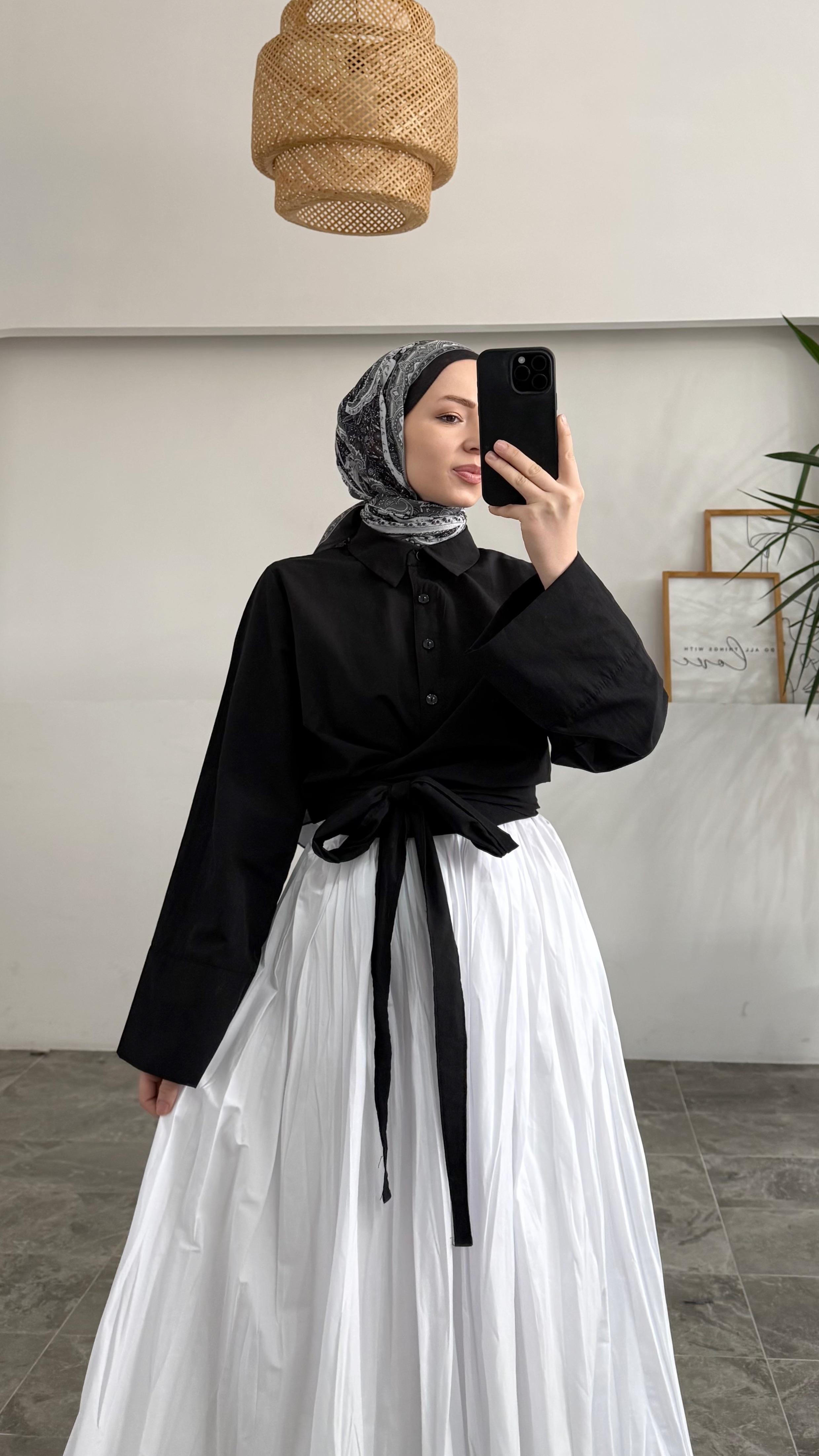 Melinda Tasarım Bağlamalı Siyah Gömlek