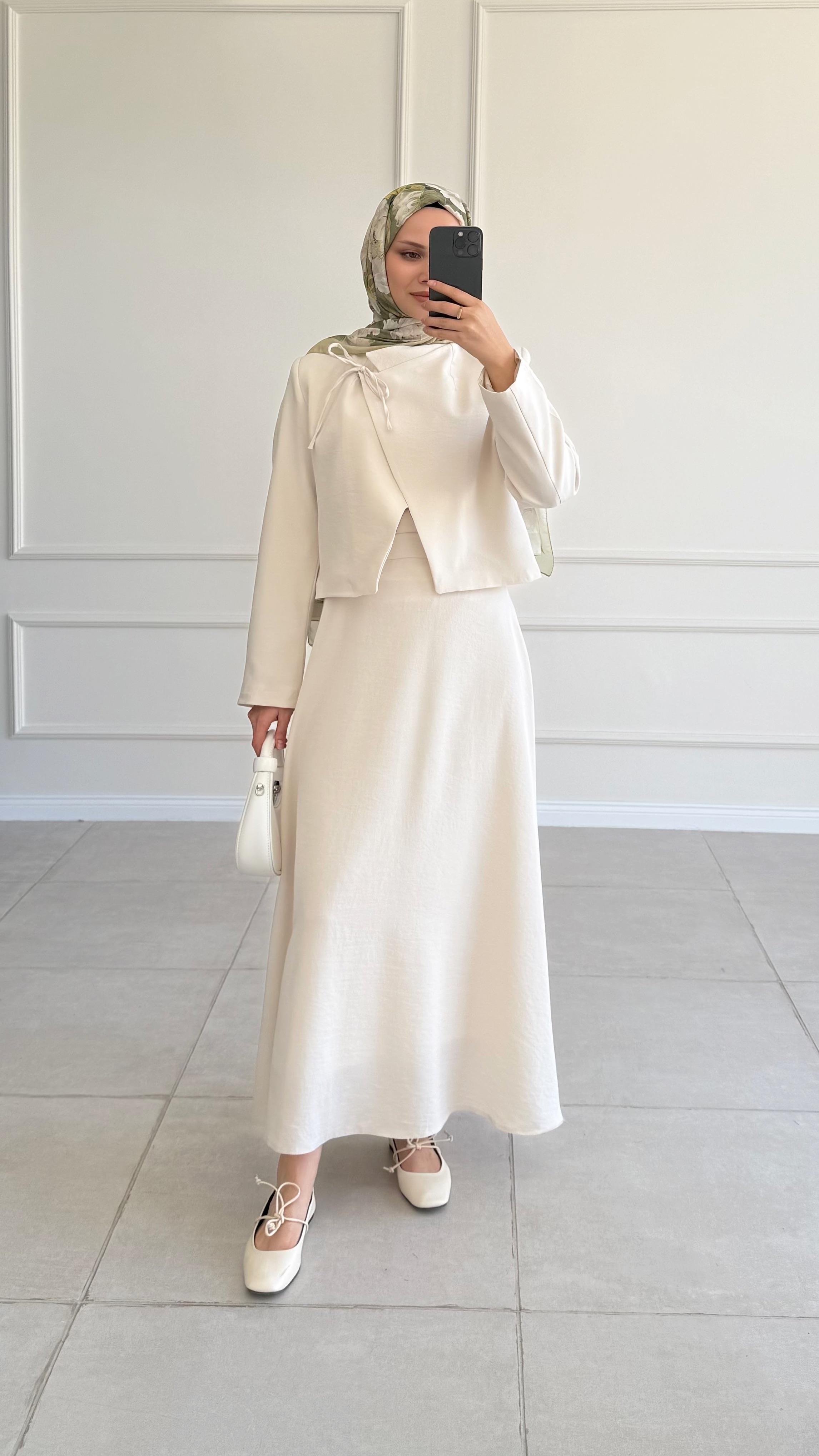 Molly Bağlama Detaylı Taş Etek Takım