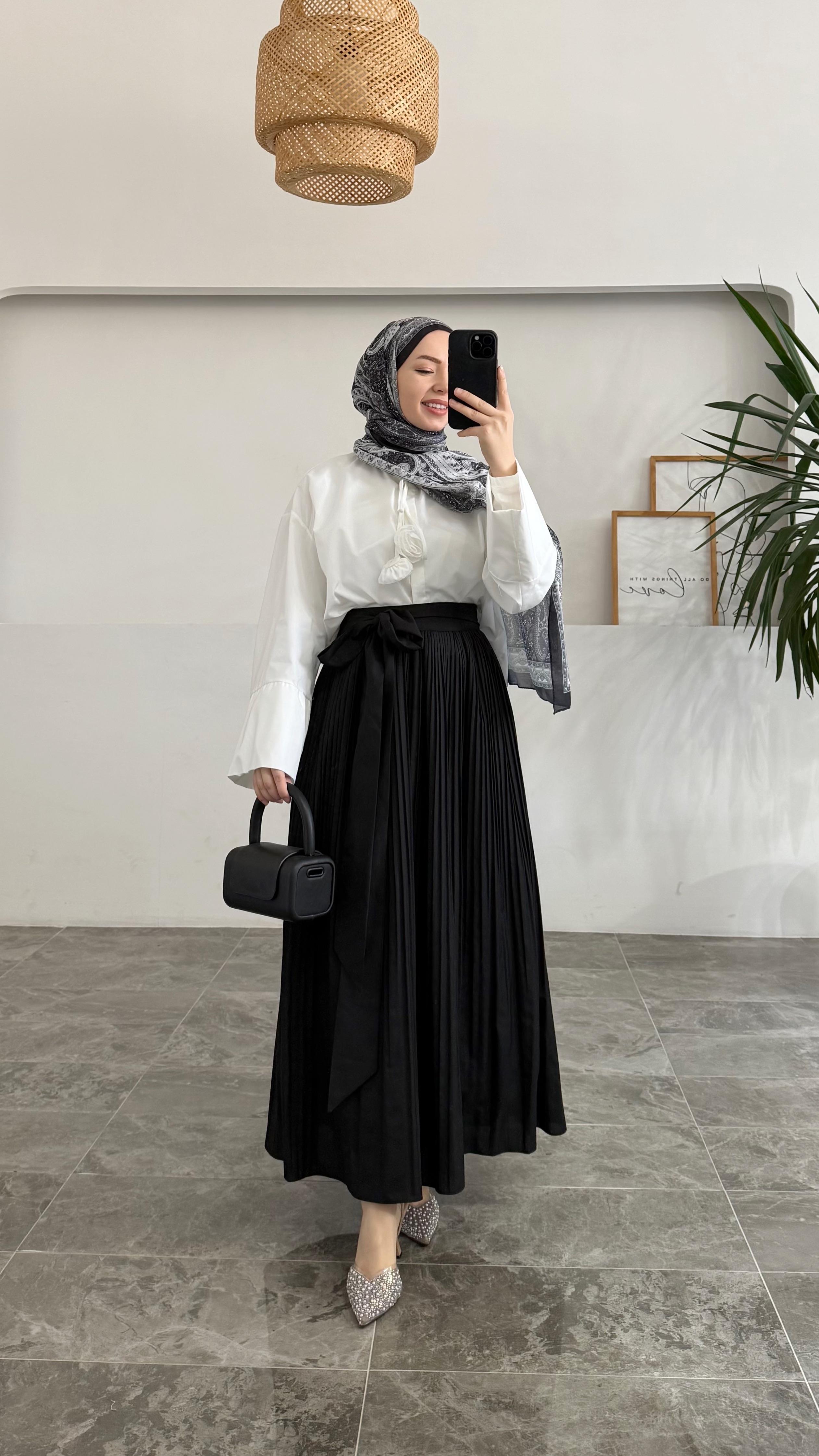 Neyer Kırık Piliseli Poplin Siyah Etek 