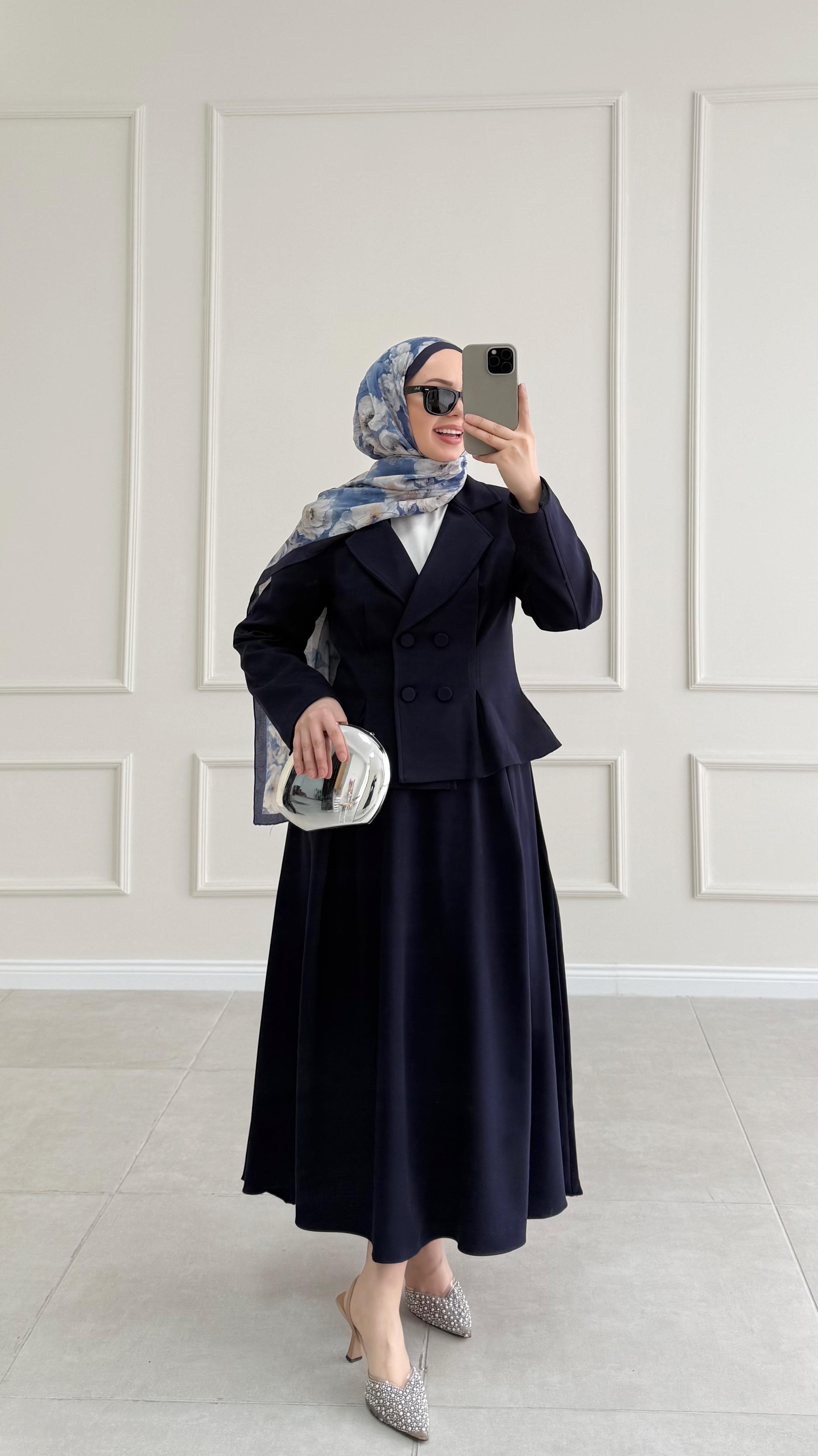 Pilikaşe Double Lacivert Etek Takım