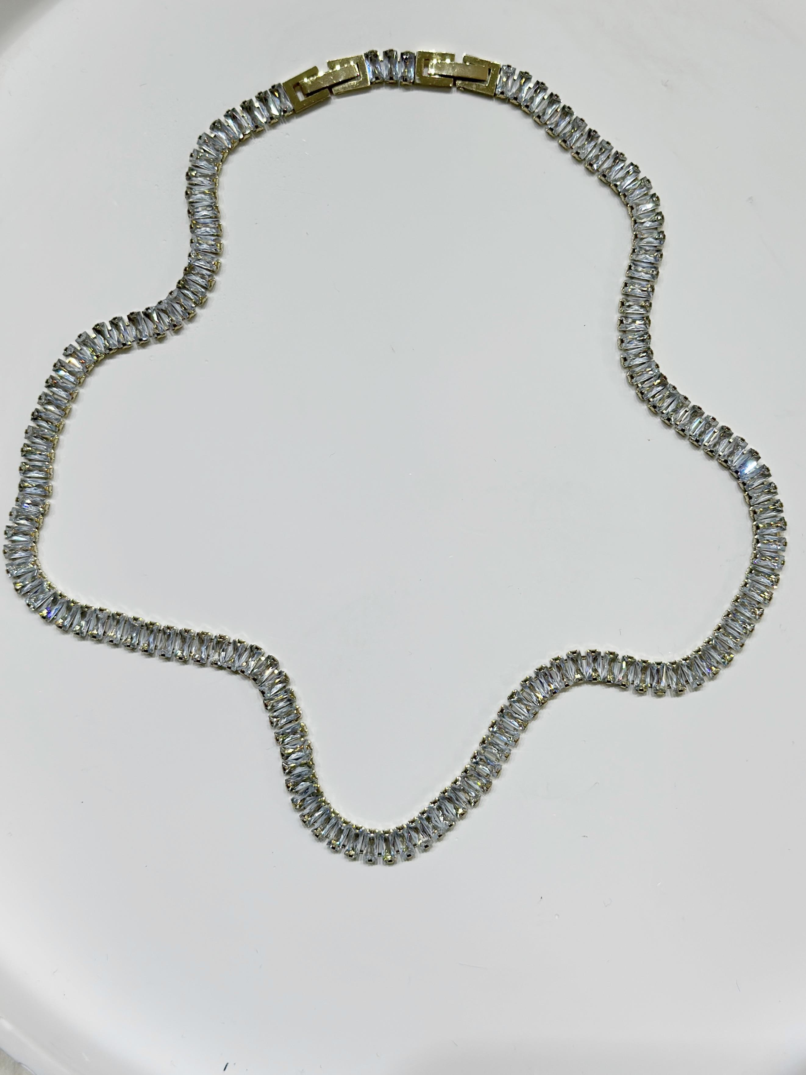 Poppy Su Yolu Gold Kolye