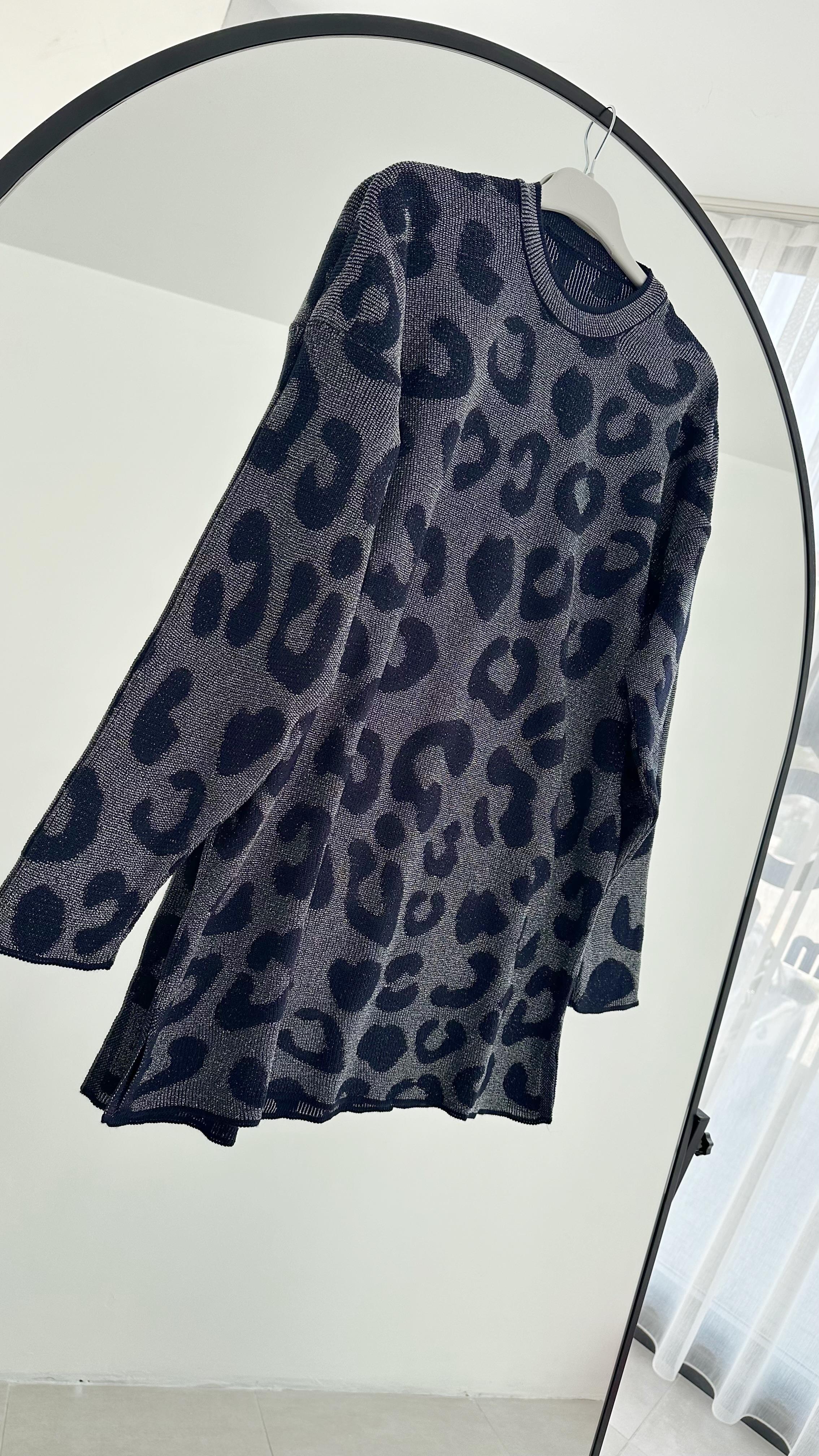 Saferi Simli Lacivert Triko Kazak