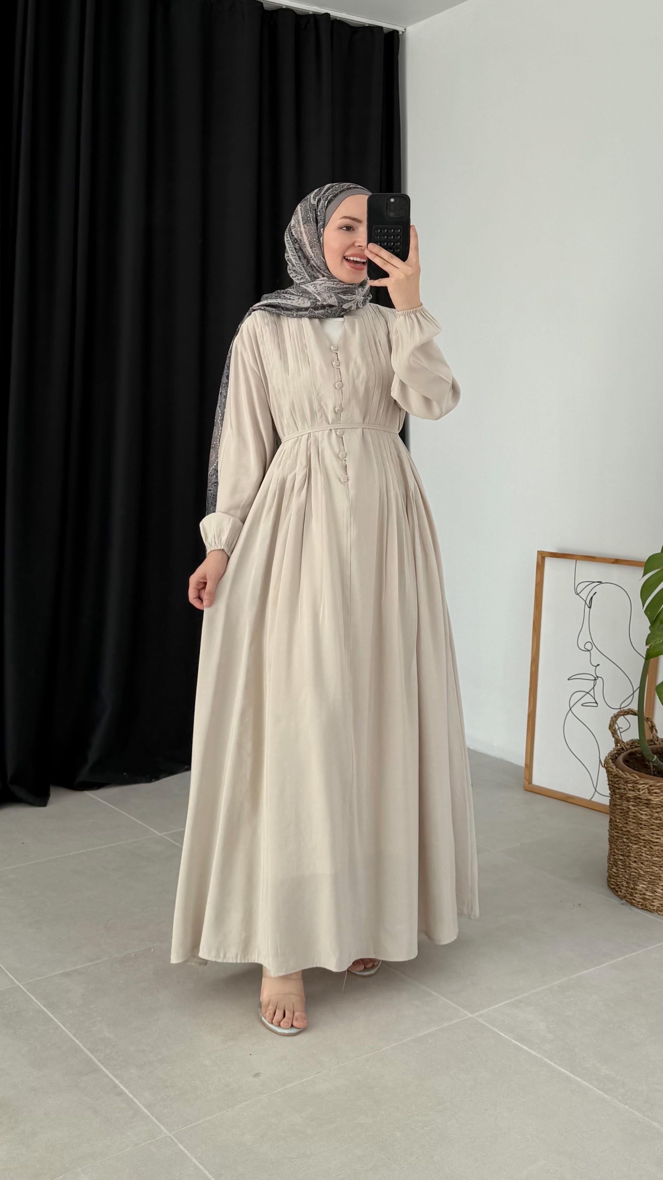 Sayel Nervür Dikişli Krem Elbise 