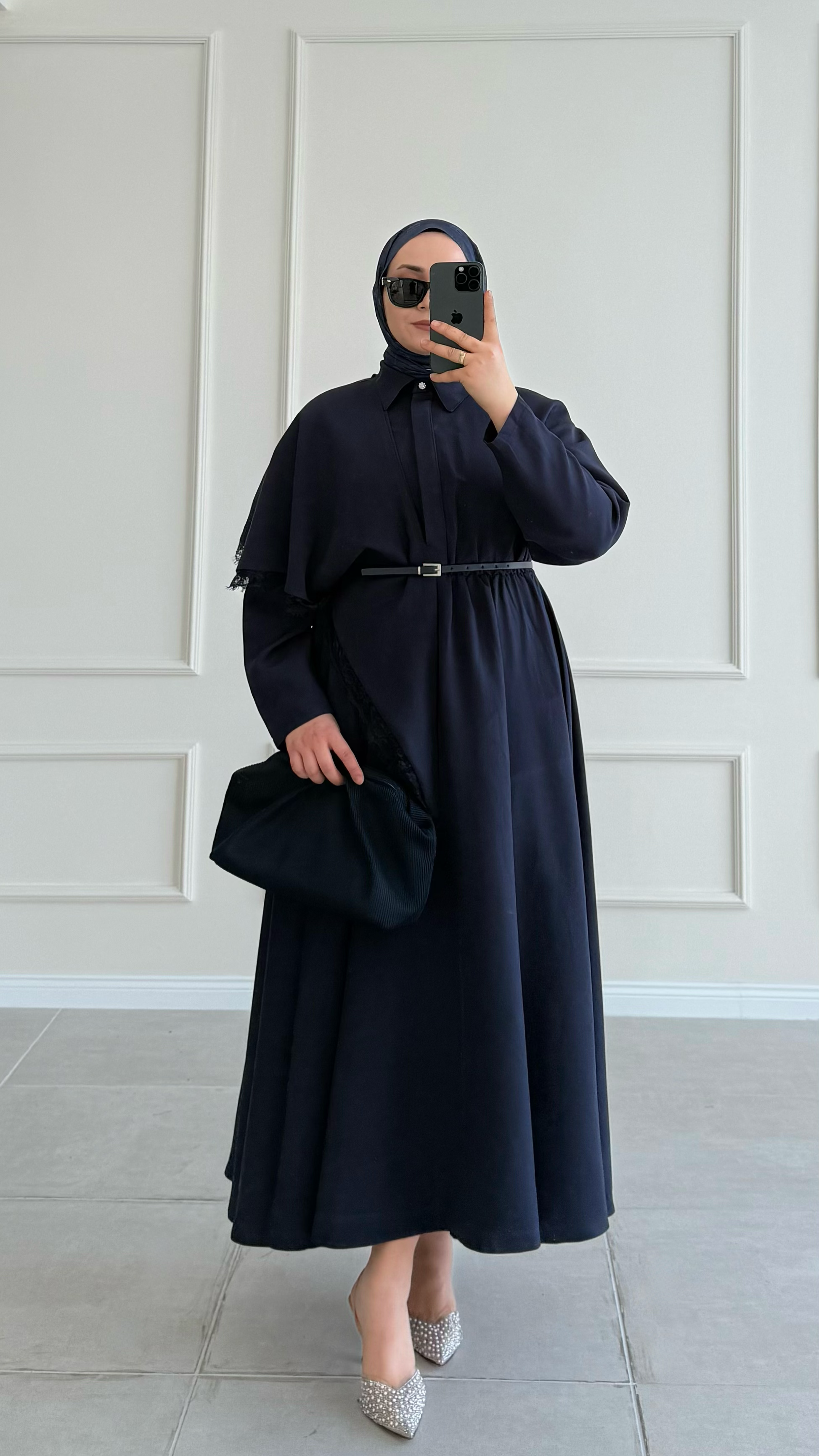 Sofia Fular Detaylı Lacivert Elbise