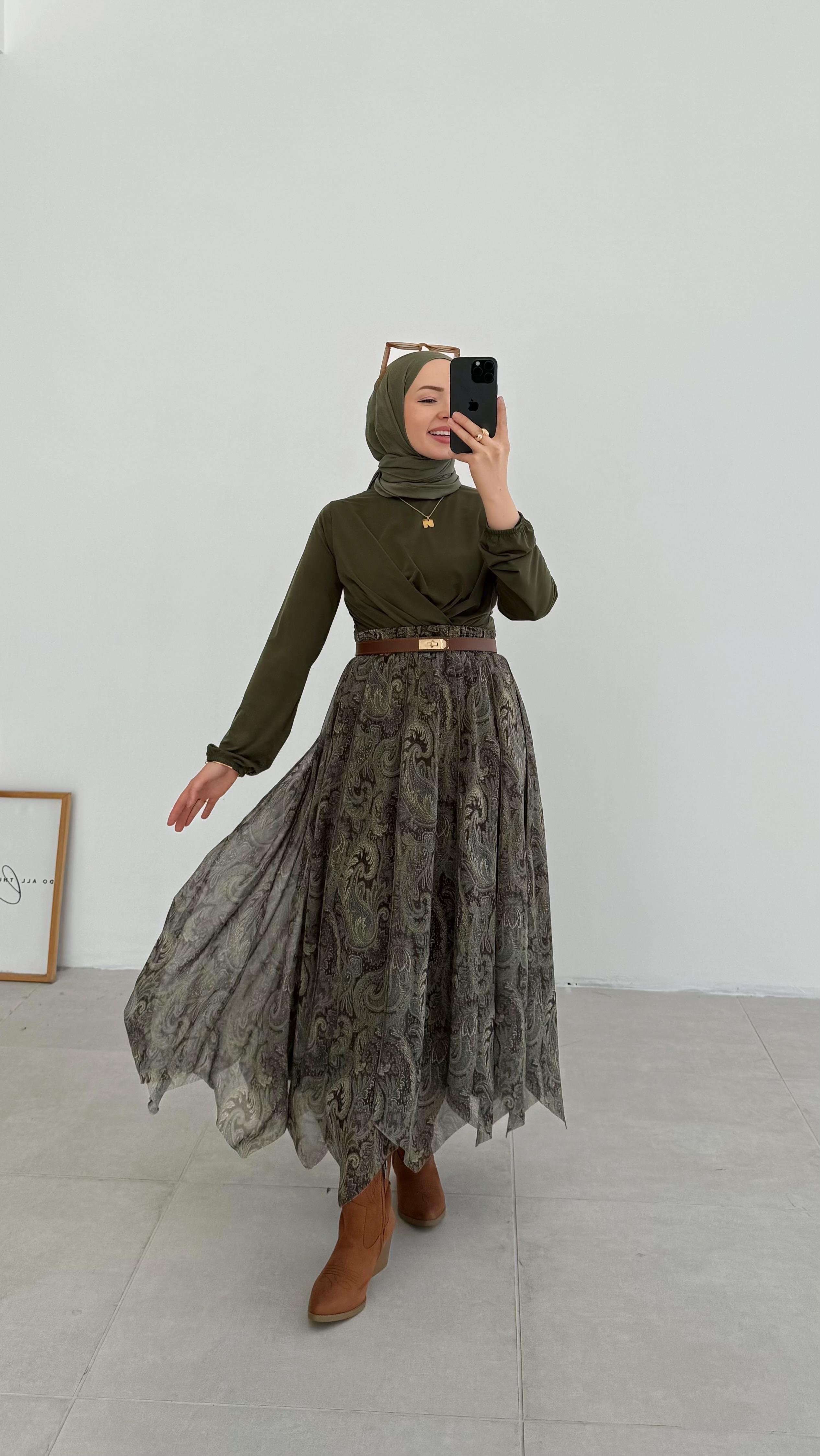 Stupendo Etnik Desen Asimetrik Haki Etek