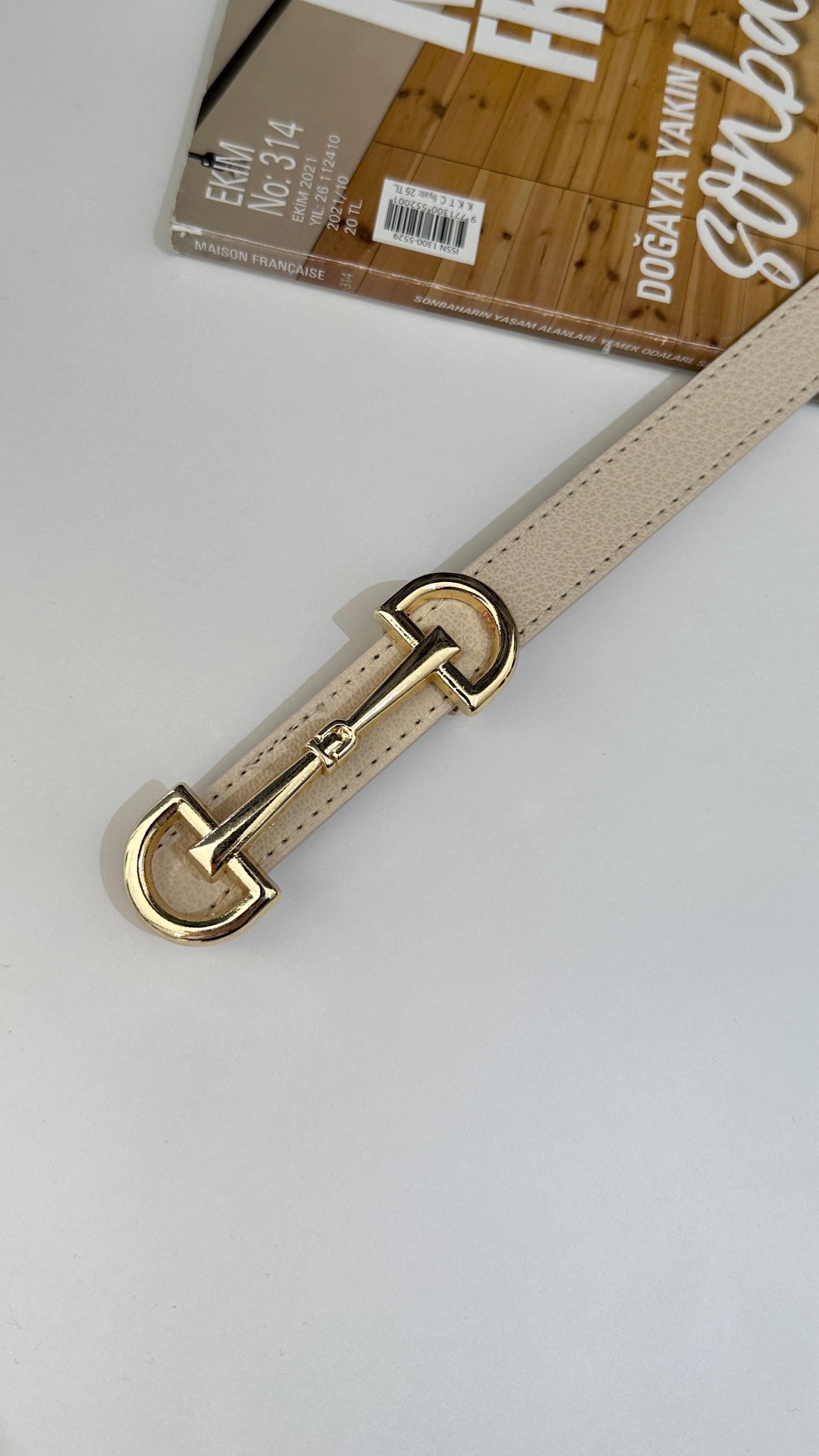 Tasarım Gold Çift Tokalı Krem İnce Kadın Kemeri