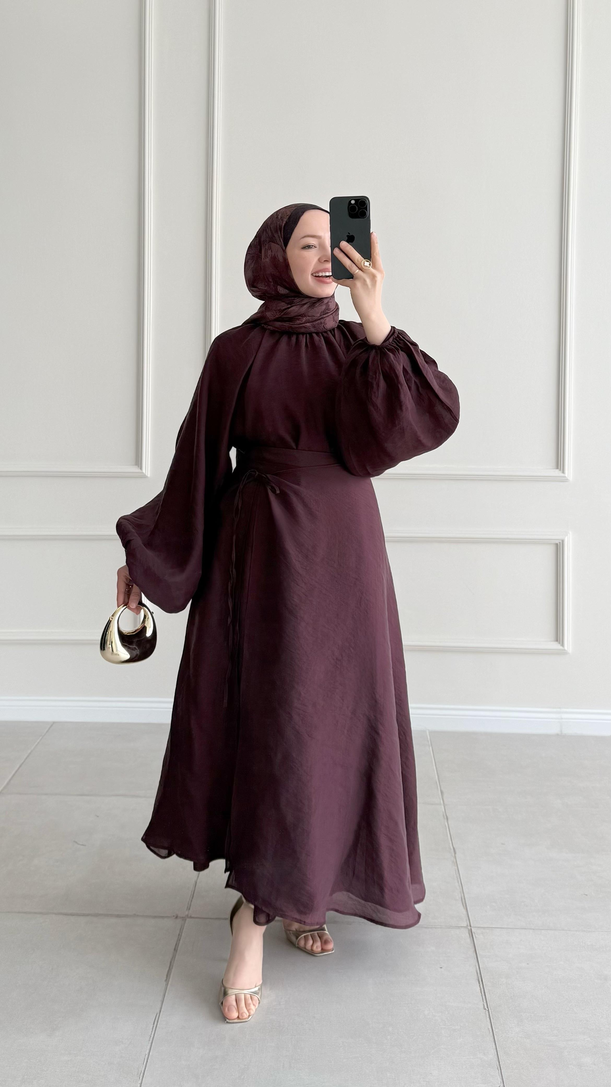 Tegan Pelerin Etekli Bordo Takım