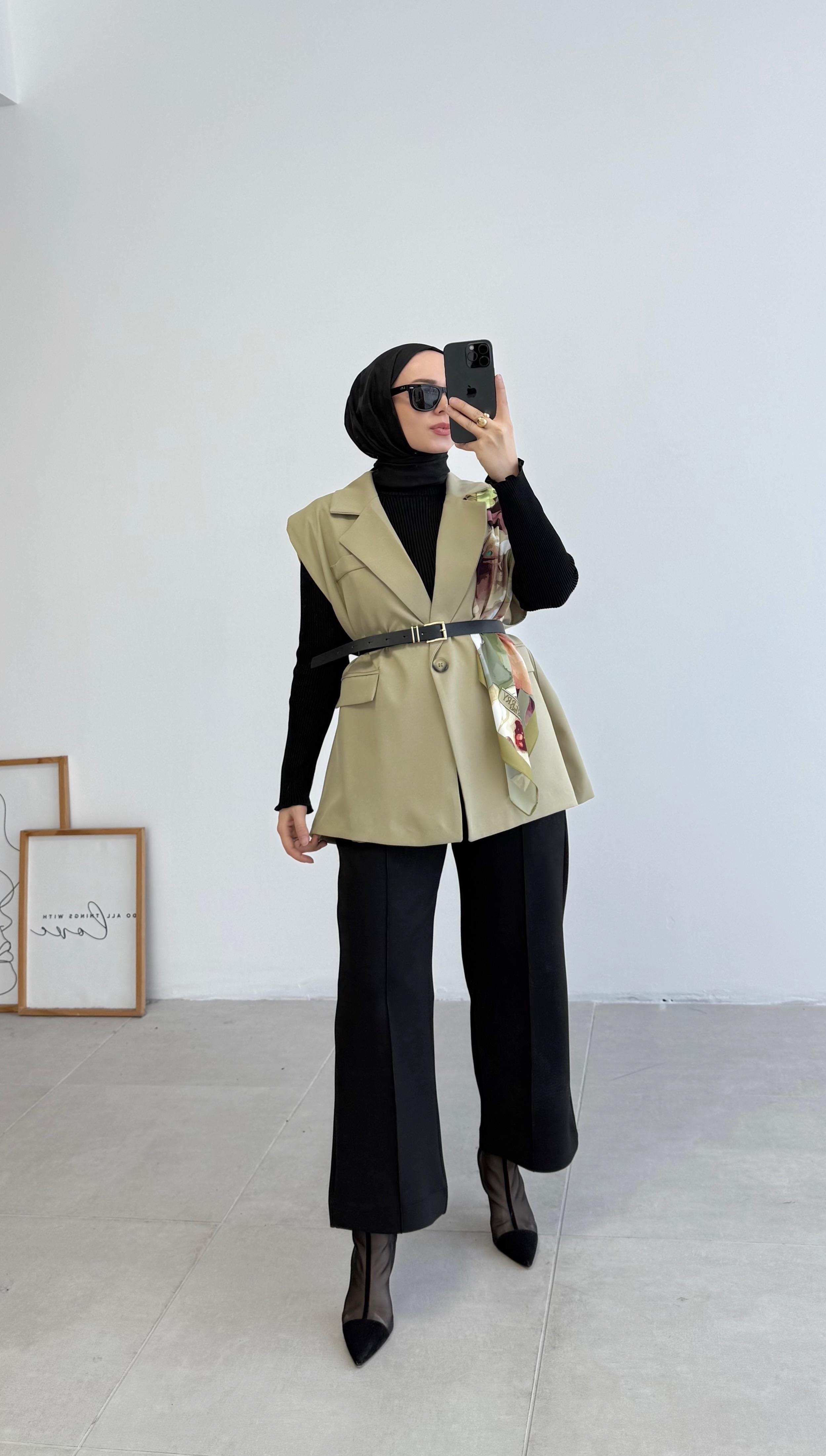 Tegga Yeşil Vatkalı Yelek