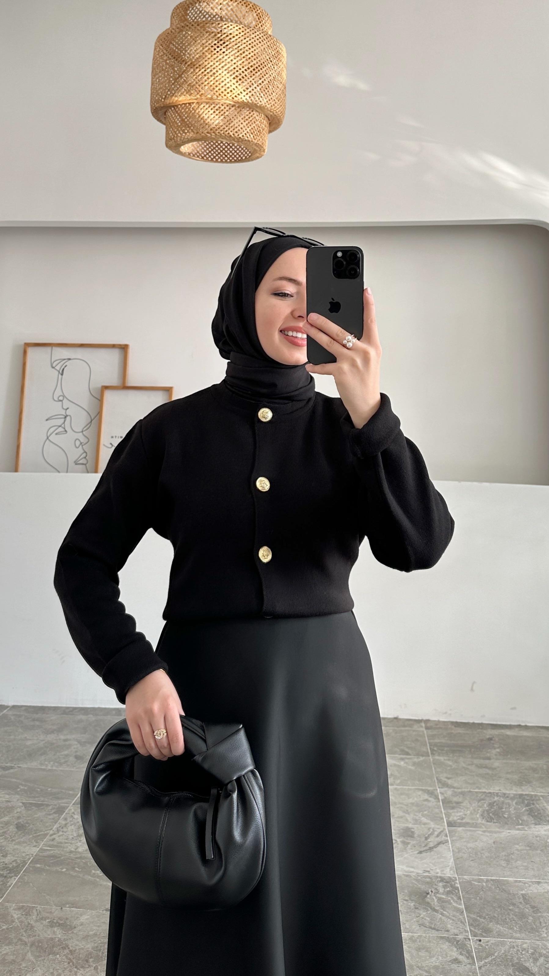 Ursula Zara Model Düz Siyah Kısa Triko Hırka