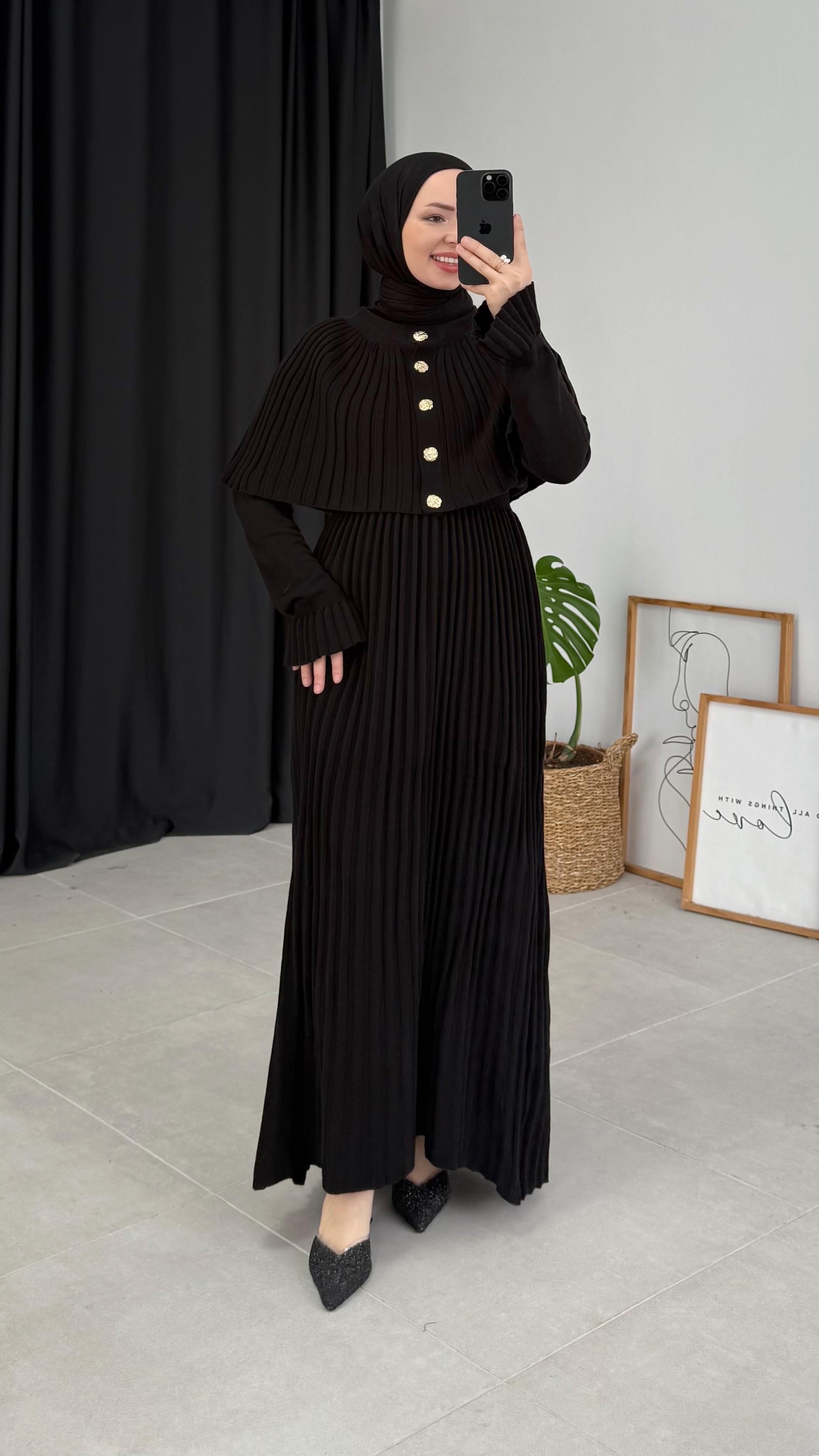 Wahon Pelerin Yelekli Siyah Triko Elbise 