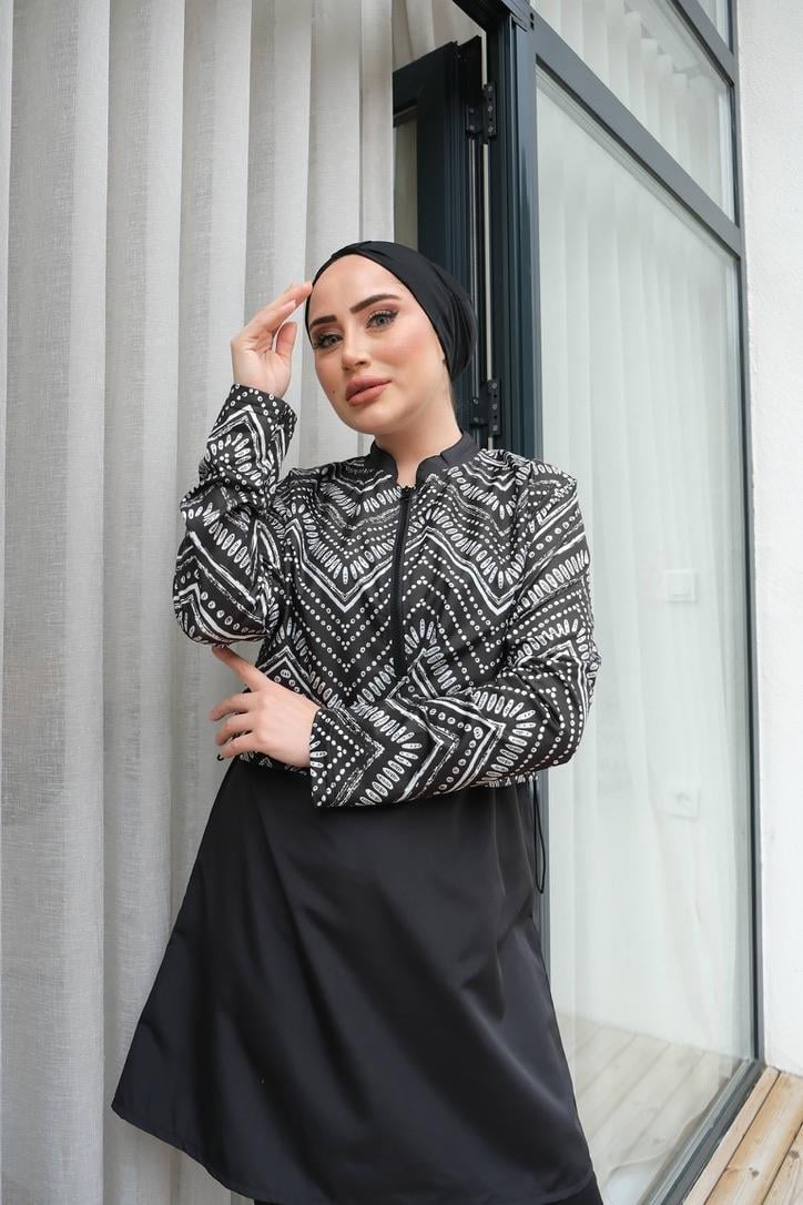 Yarım Dijital Baskılı Tesettür Mayo Beyaz Zigzag Desen