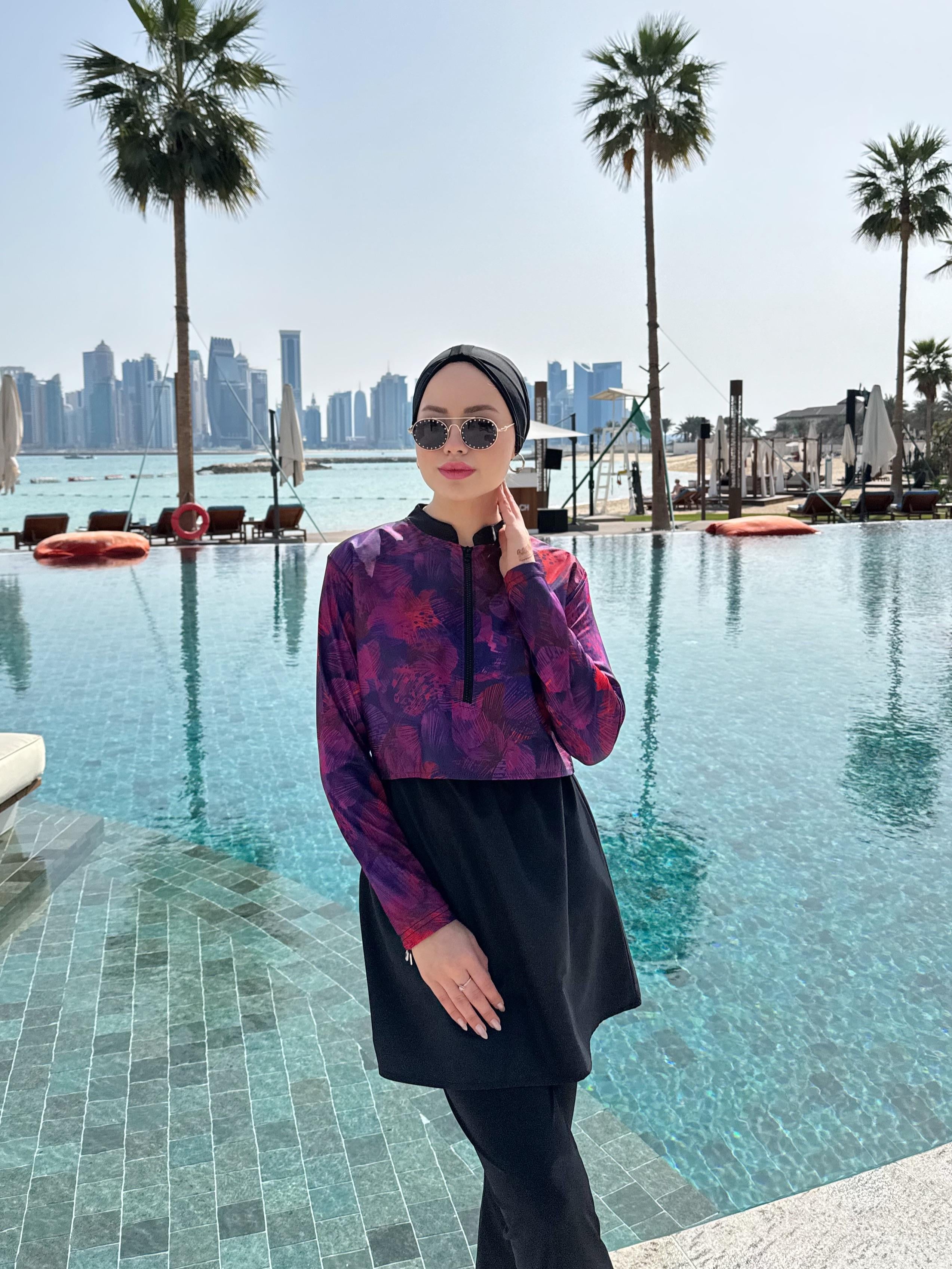 Yarım Dijital Mor Baskılı Tesettür Siyah Mayo