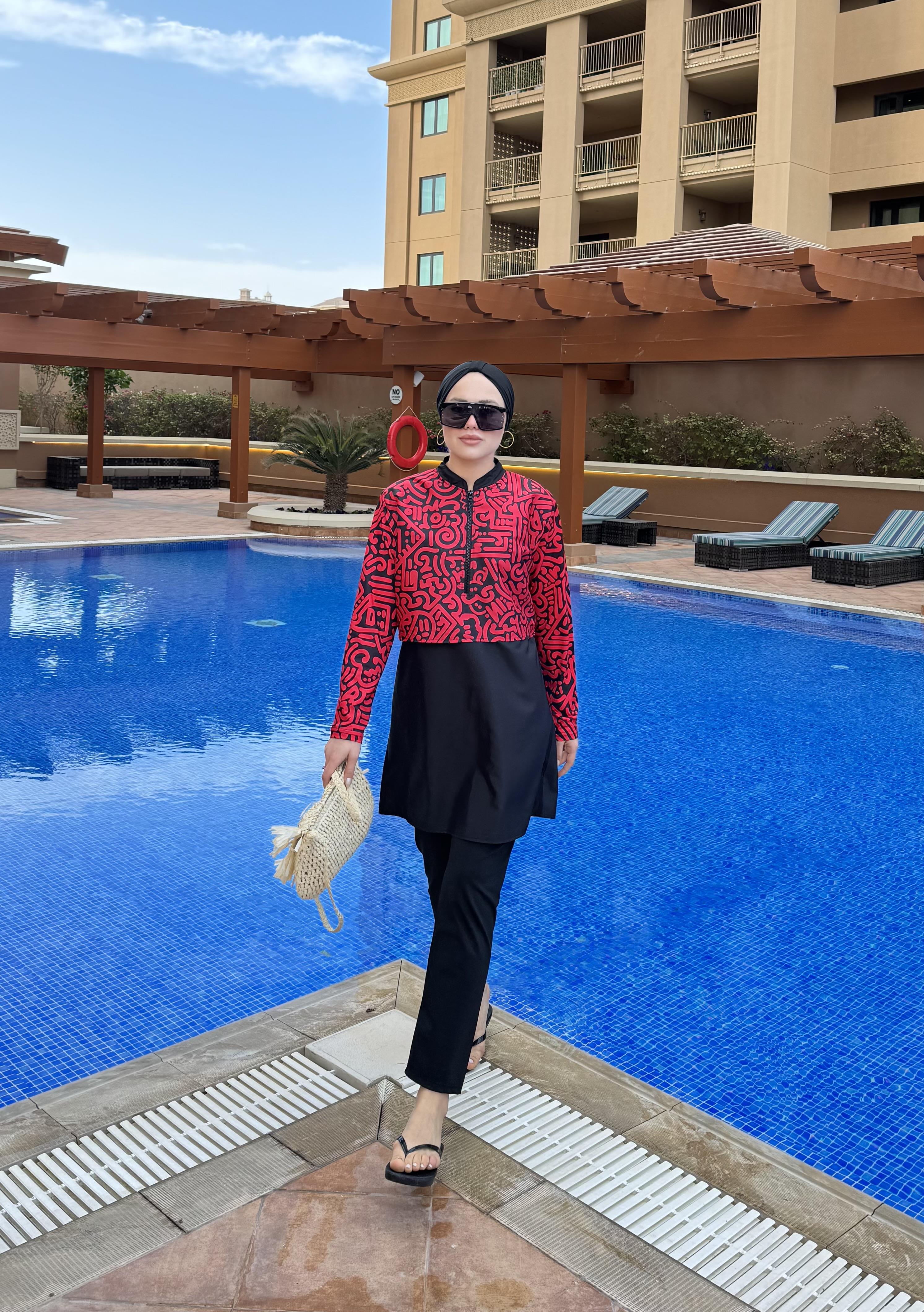 Yarım Kırmızı Dijital Baskılı Tesettür Mayo